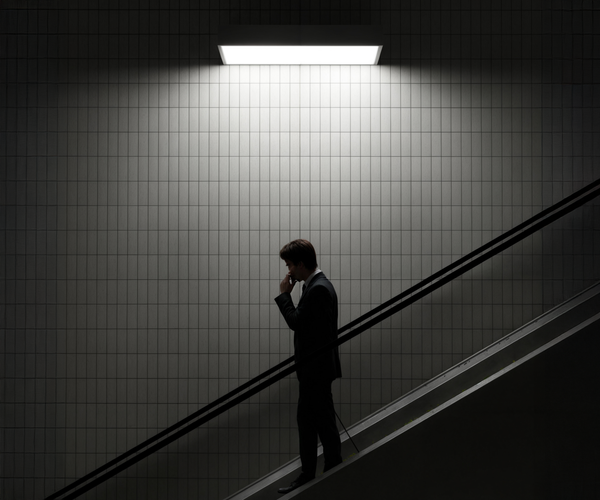 The Subway – Emotional Storytelling Through Light