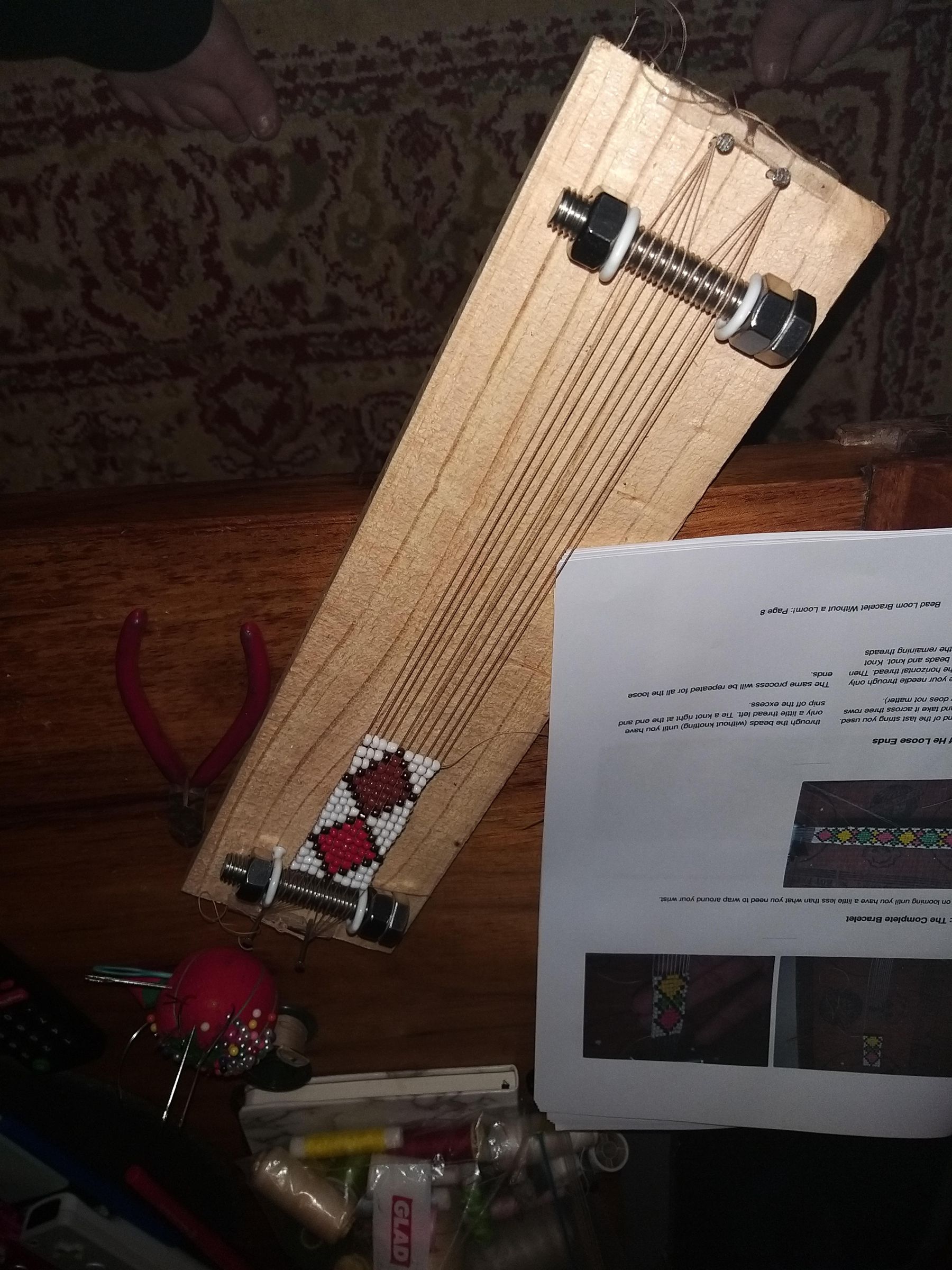 Bead Loom Bracelet Without a Loom! 13 Steps (with Pictures