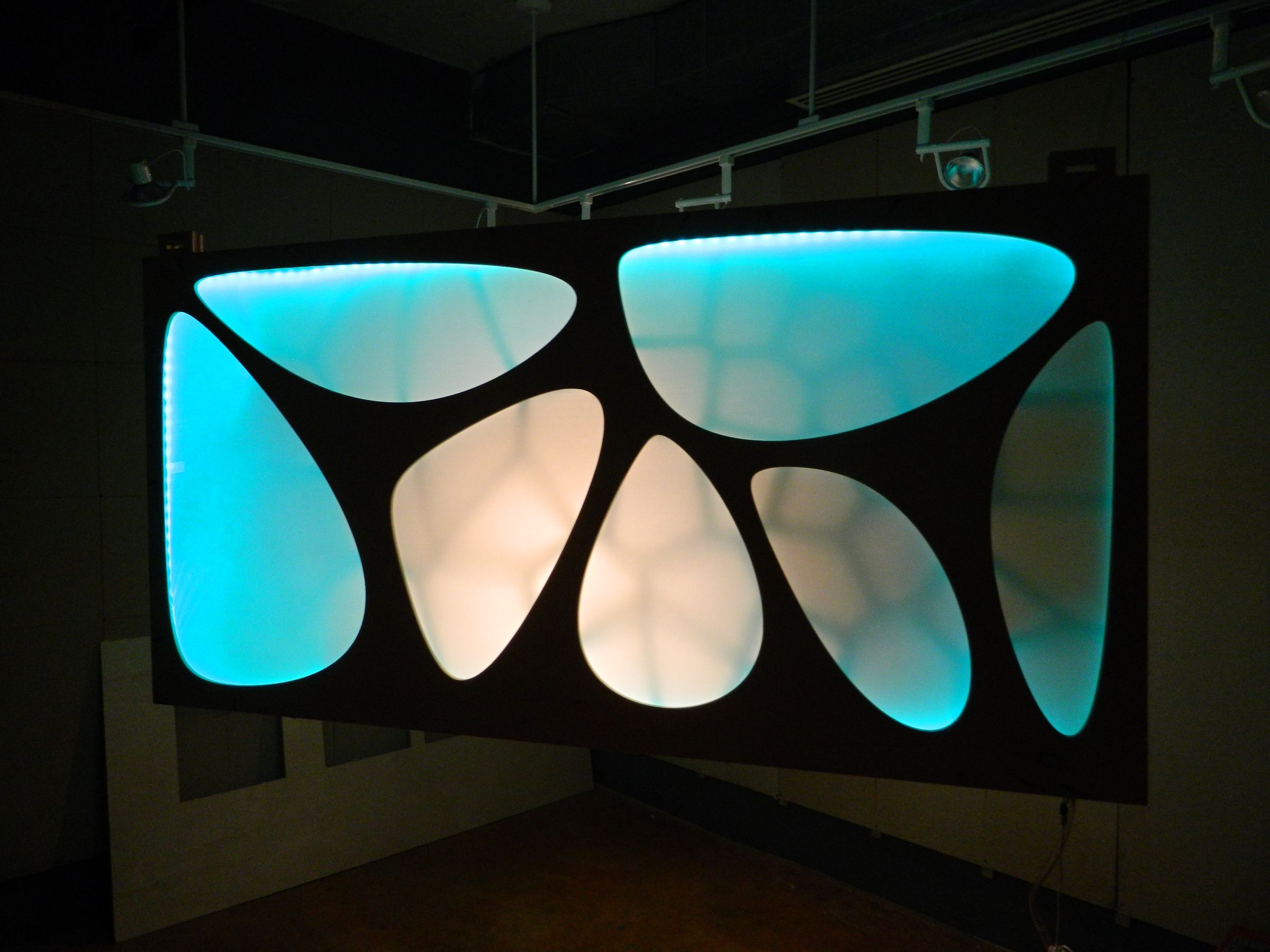 Bubble Wall | Interactive, Inflatable Panel