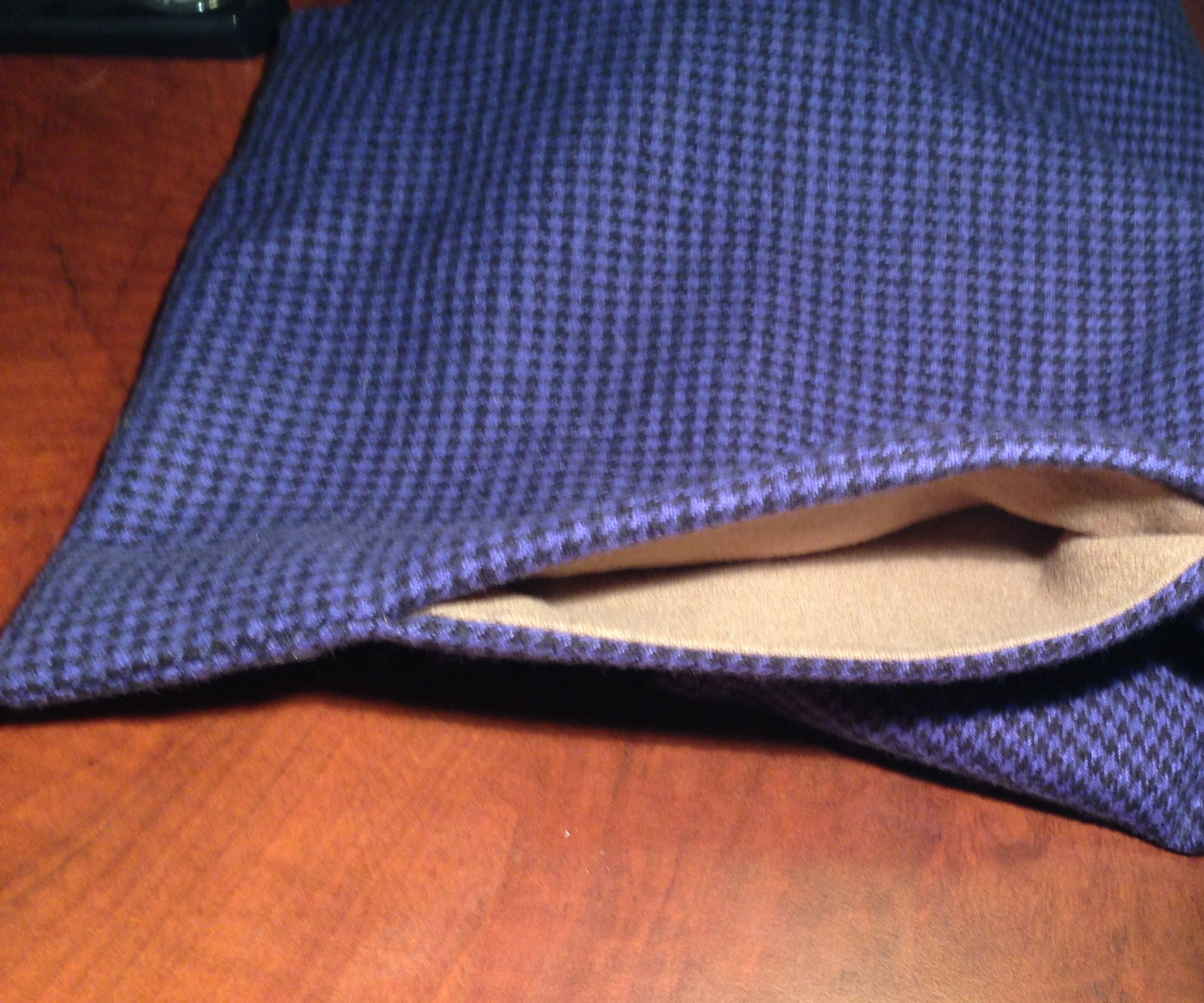 Learn to Sew Inseam Pockets Into Scarves