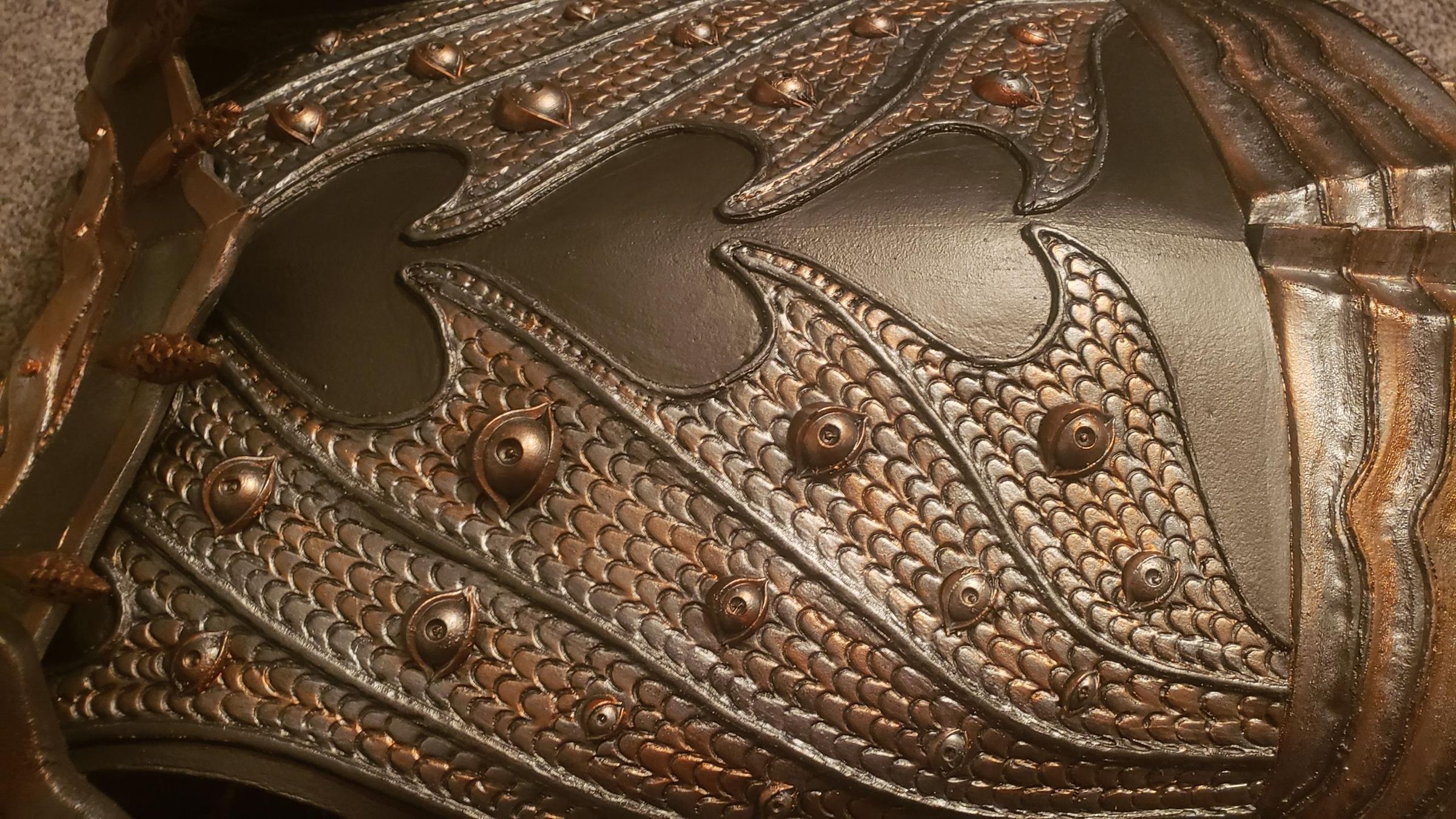 Riddick Lord Marshall Costume : 9 Steps (with Pictures) - Instructables