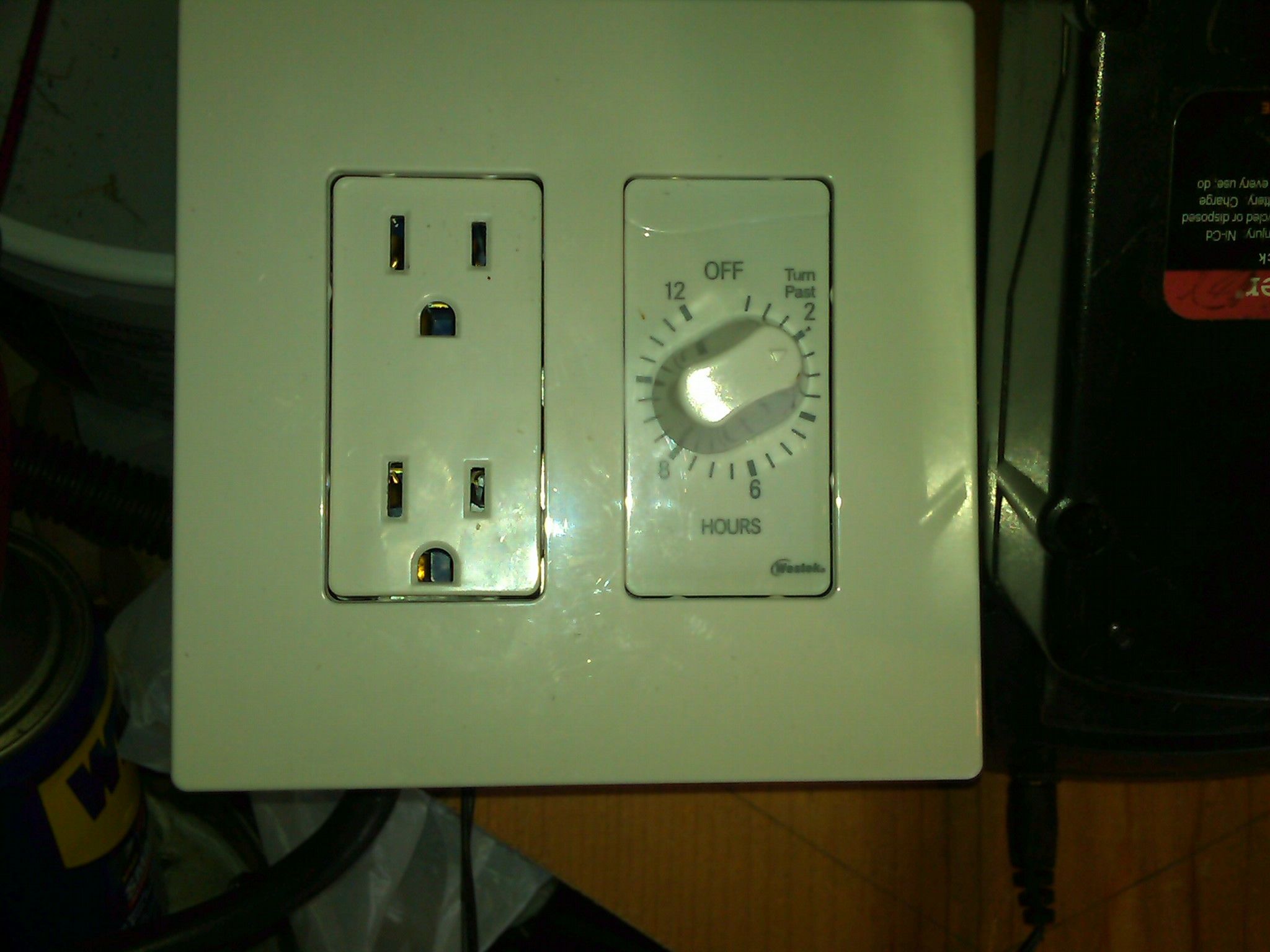 Shutdown Timer: Ideal for cordless tool batteries