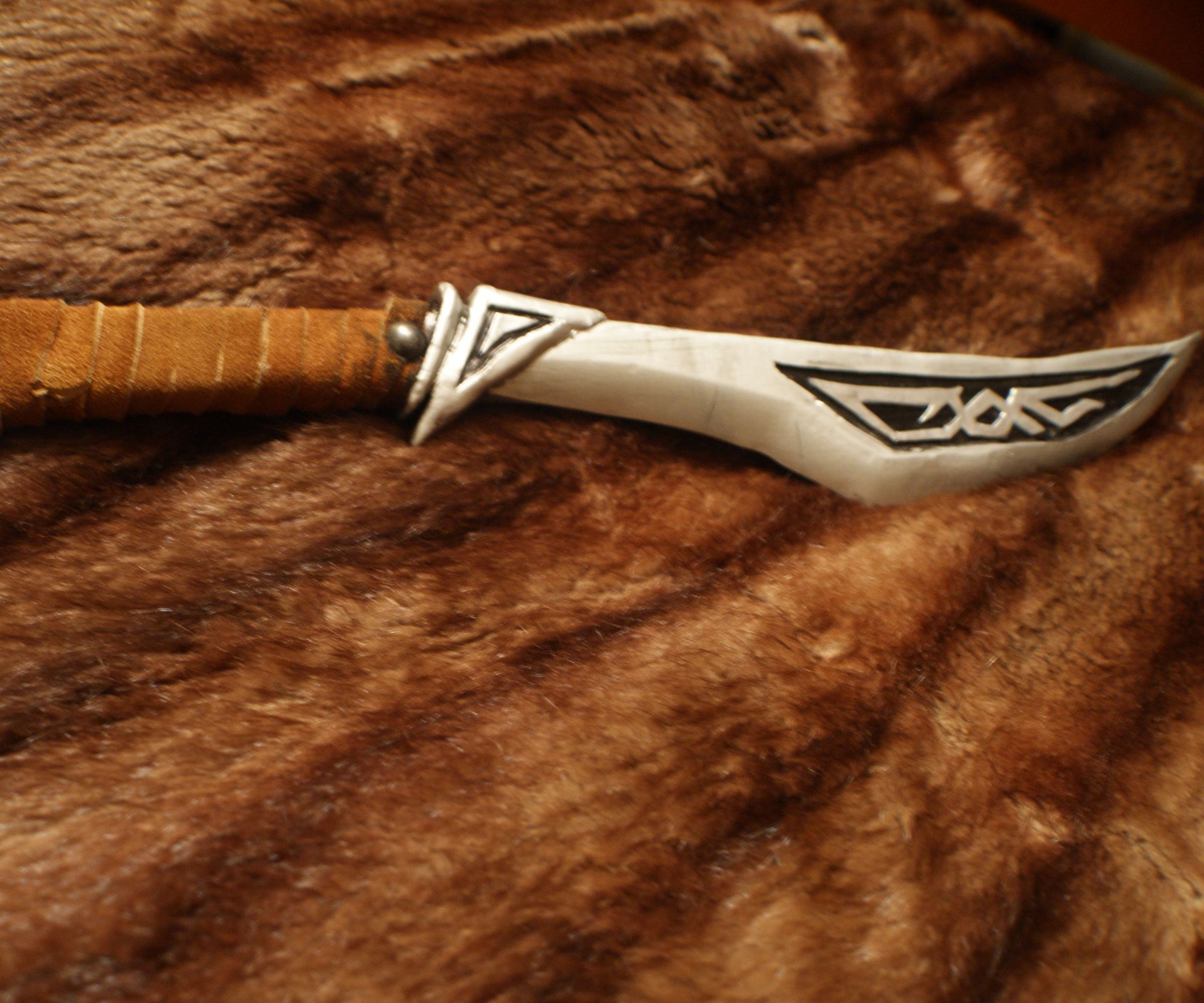 Nordic Dagger (Skyrim) DIY