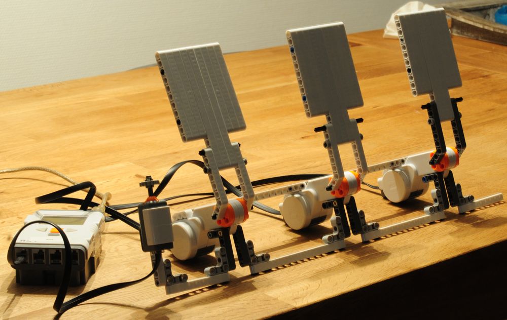 Shooting Range Made From Lego Mindstorm NXT