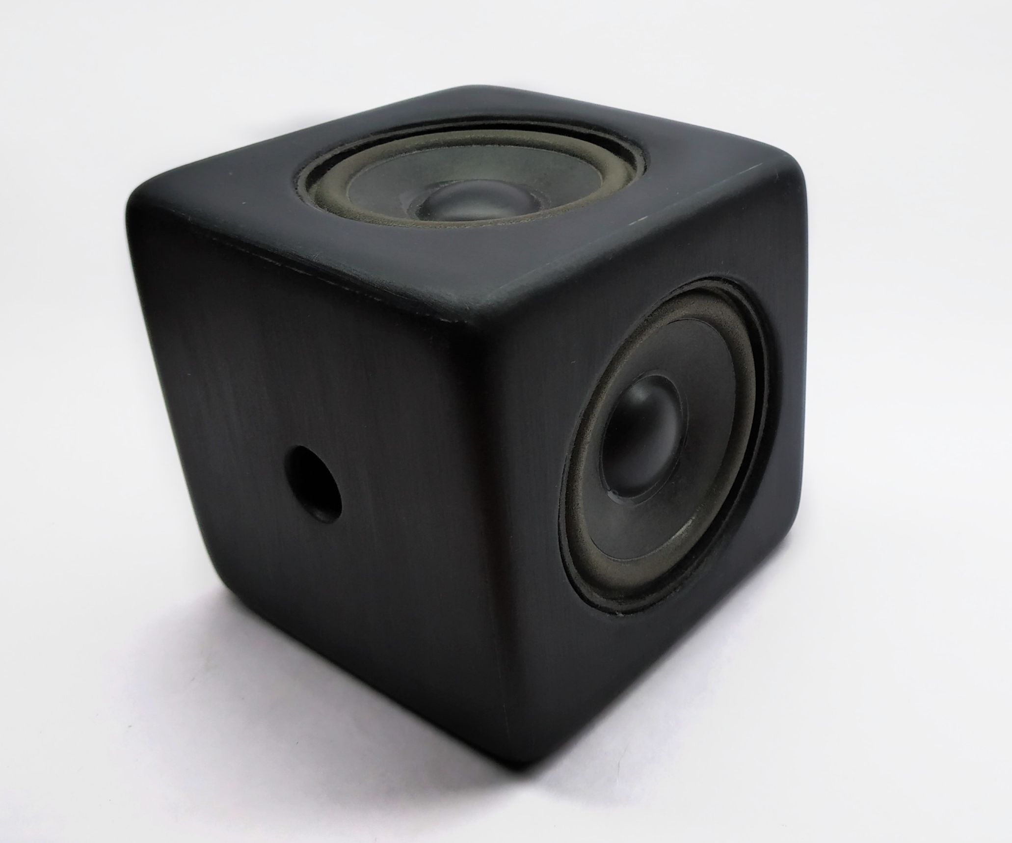DIY Bluetooth Speaker (CubeBOX)