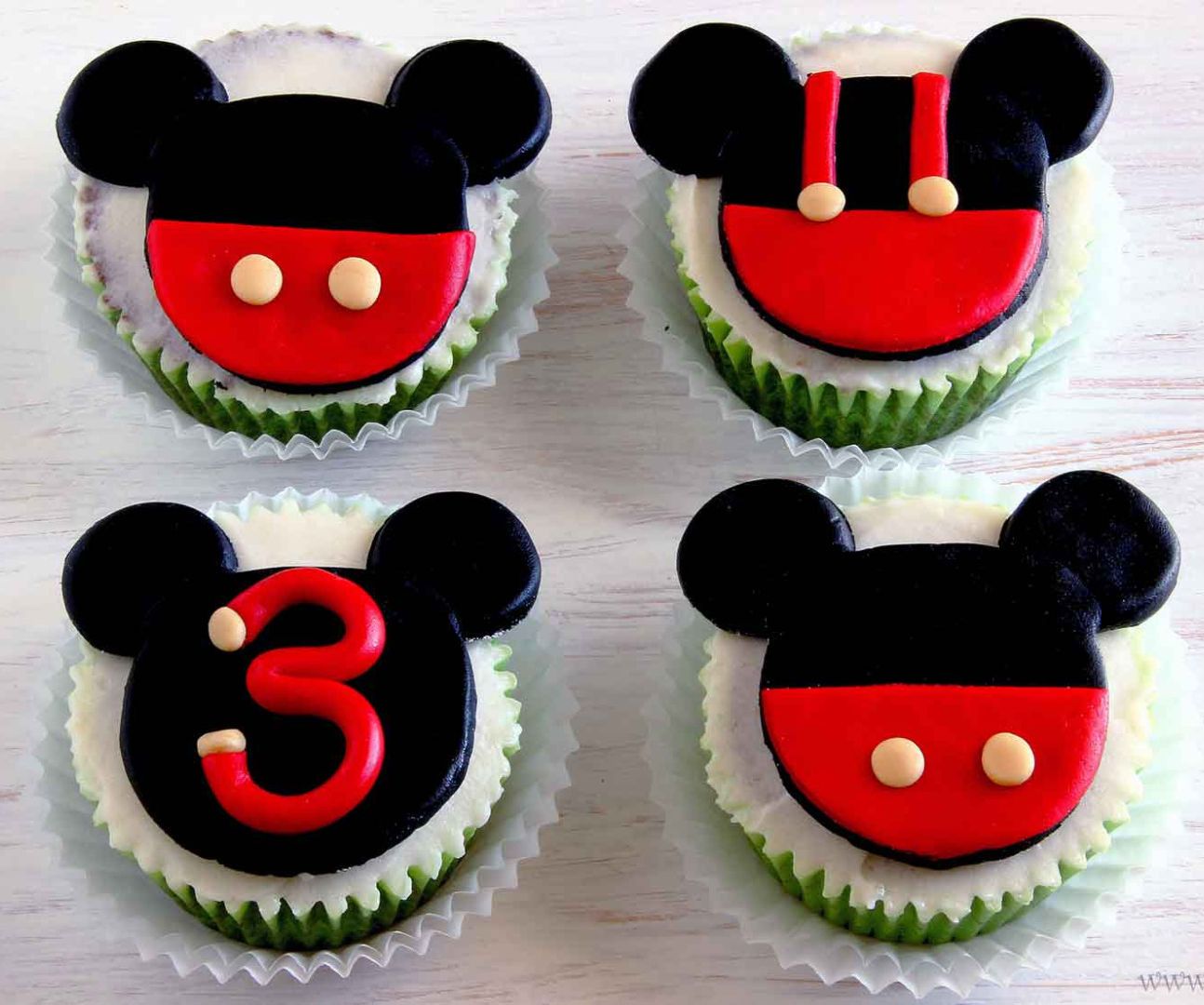 How to Make Mickey Mouse Cupcake and Cake Toppers