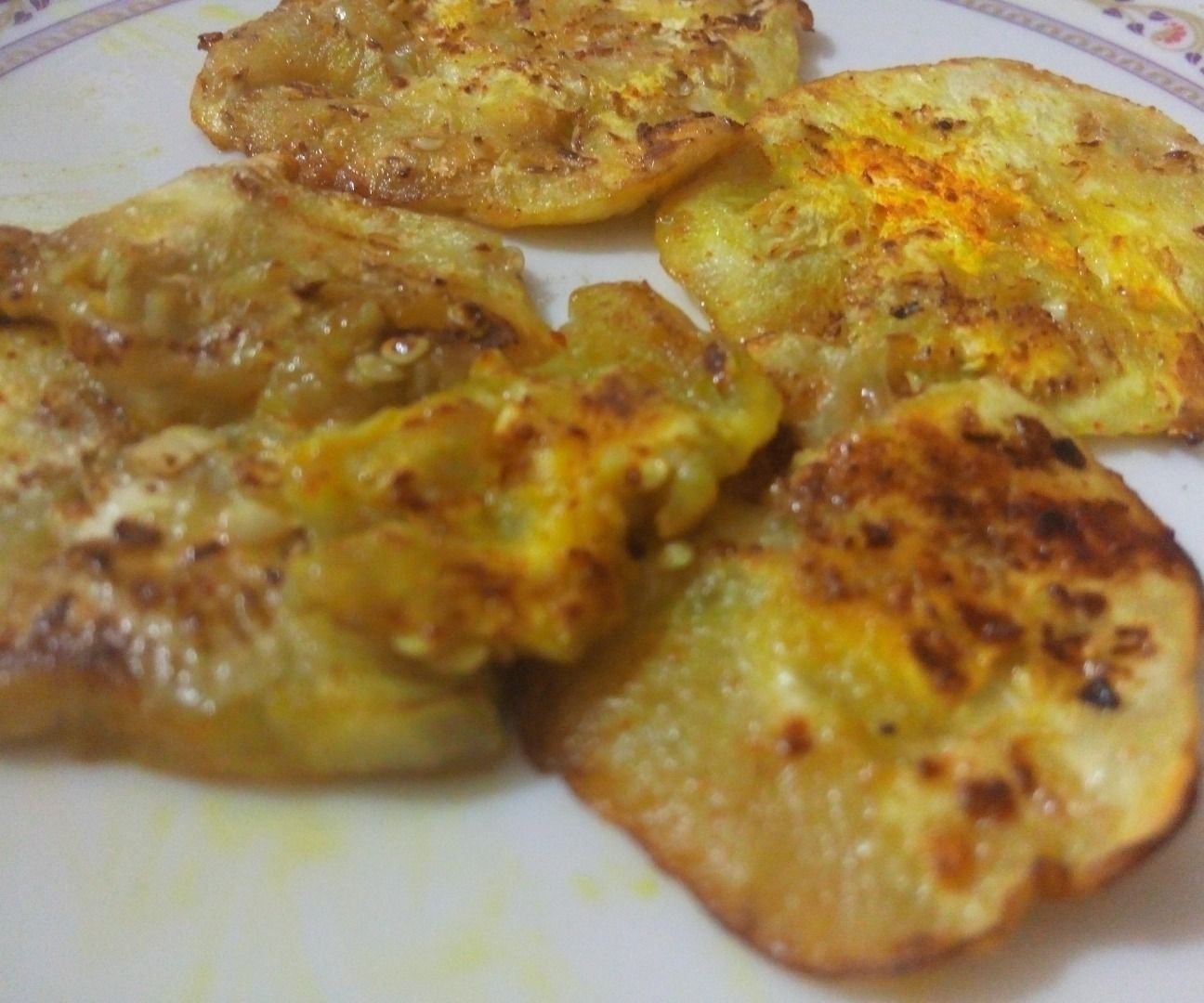 Eggplant (Brinjal) Saute Chips (a.k.a Brinjal Ke Fette)