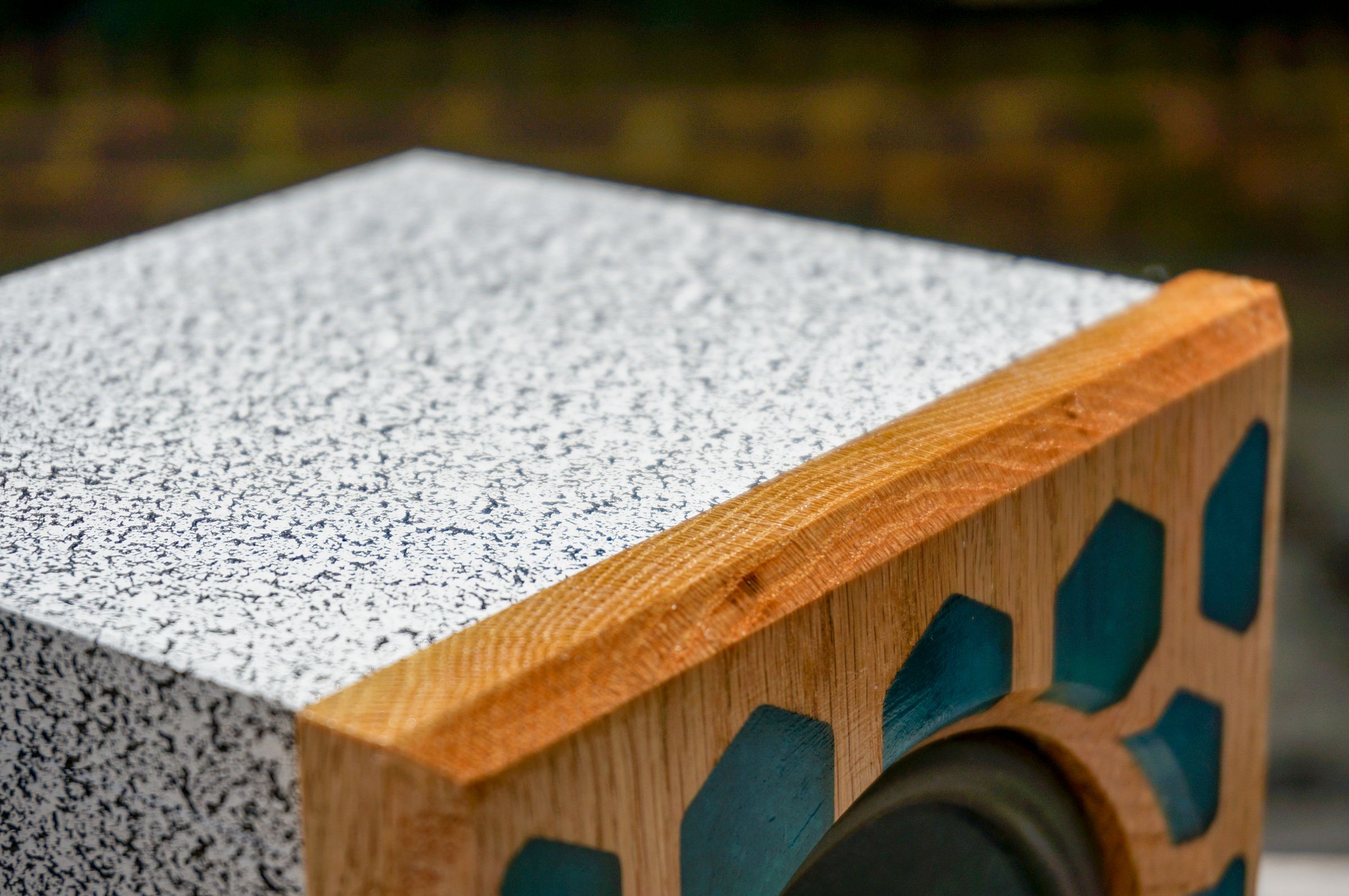 HiFi Speakers With Stone Effect 13 Steps (with