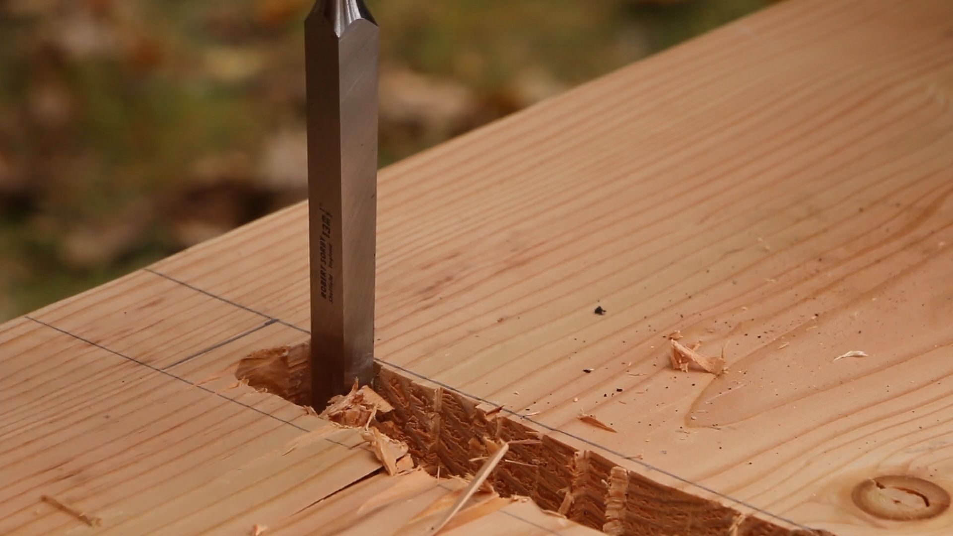 Make a Viking Chair With Hand Tools! 3 Steps Instructables