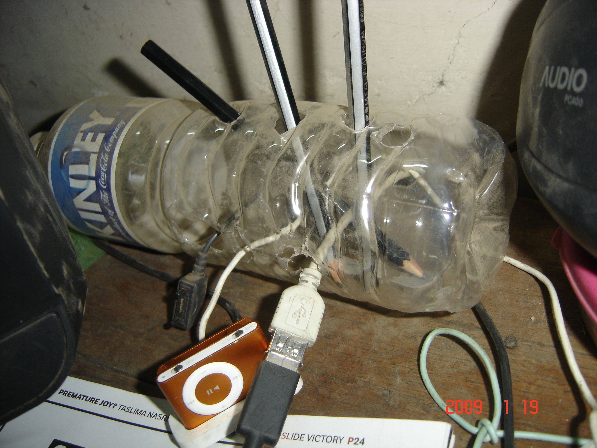 Pet Bottle Cable Holder