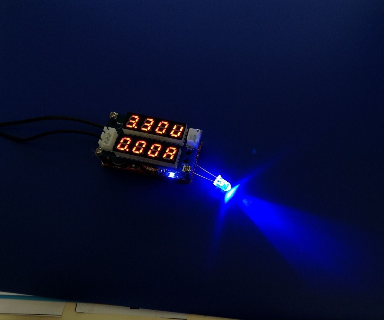 Using a DC-DC Adjustable Regulator to Power a Load