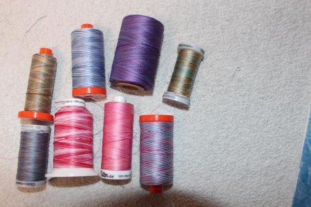 Edge Stitching the Applique Onto the Background Fabric