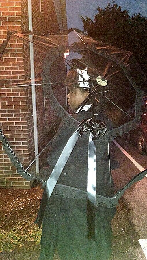 Simple DIY Victorian Styled Umbrella