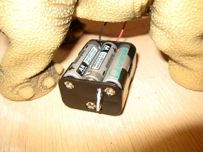 Run Pleo on AA Batteries