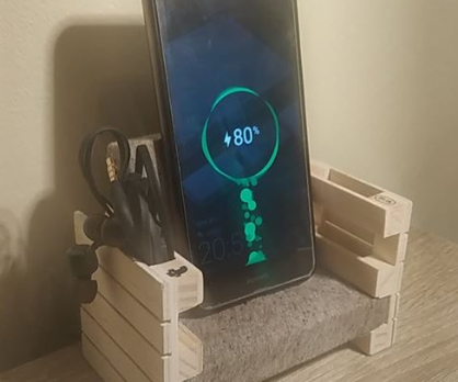 Pallet Phone Holder