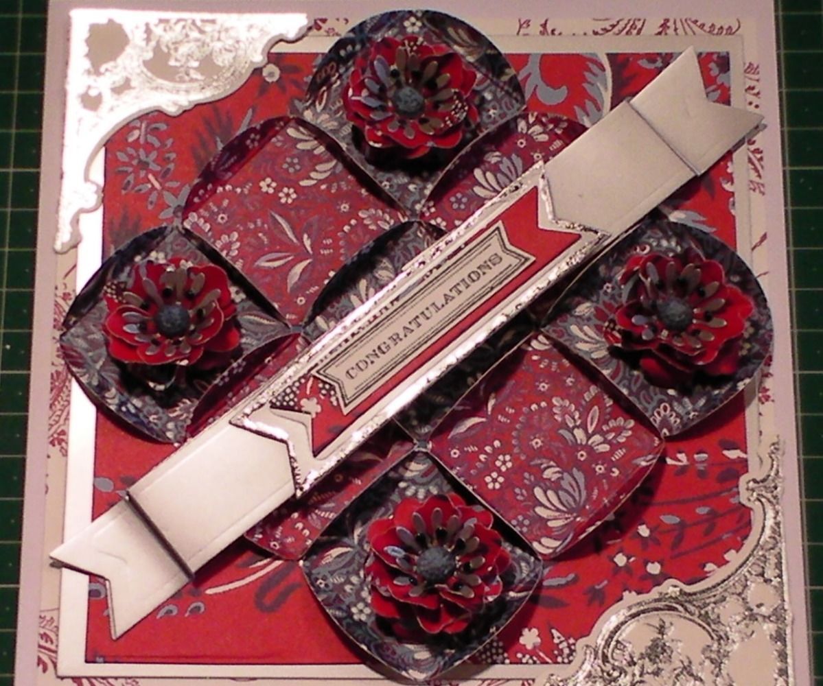 How to Make an Unusual Anna Griffin Papercraft Technique Card
