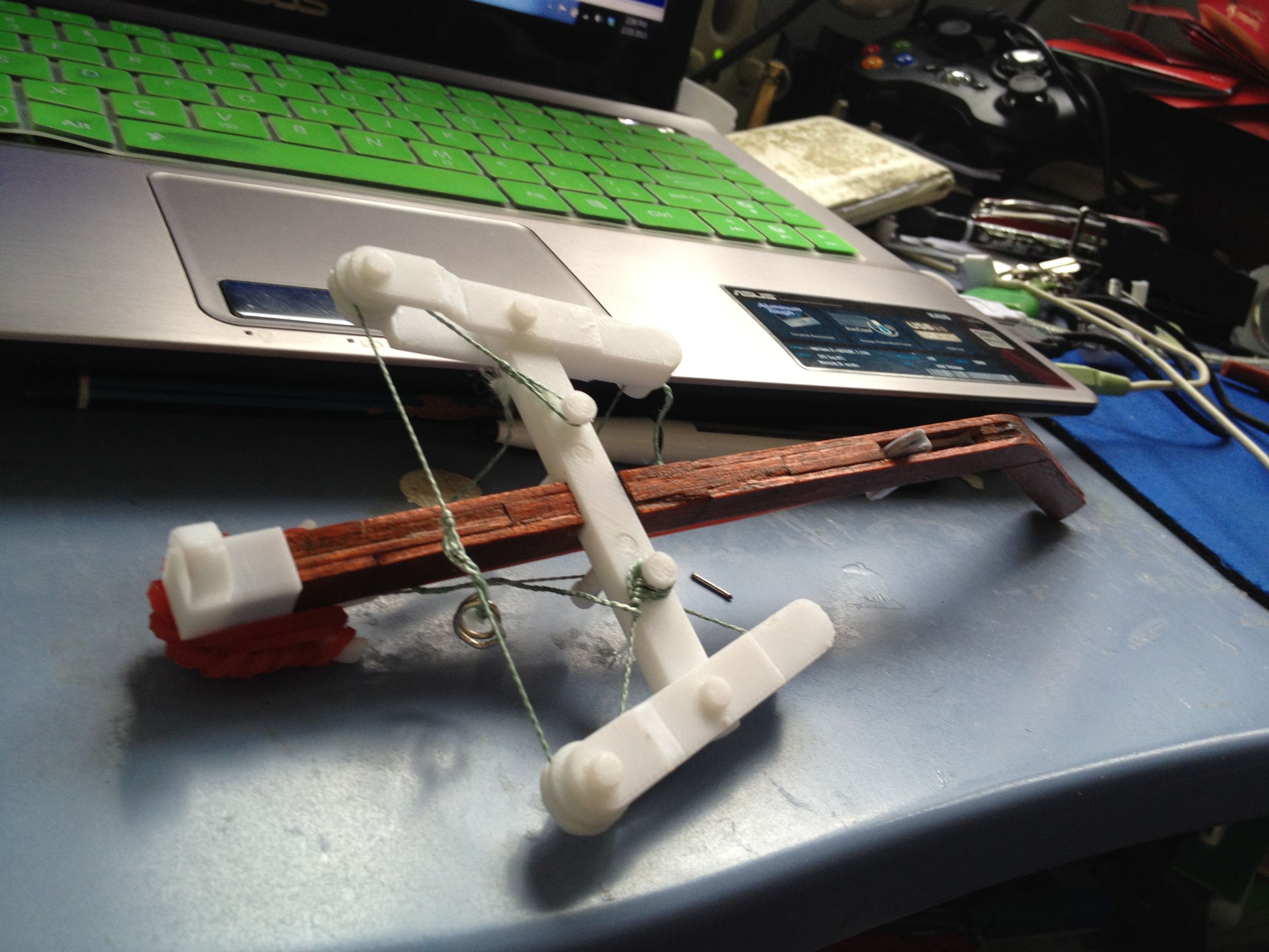 Mini Flipper Crossbow