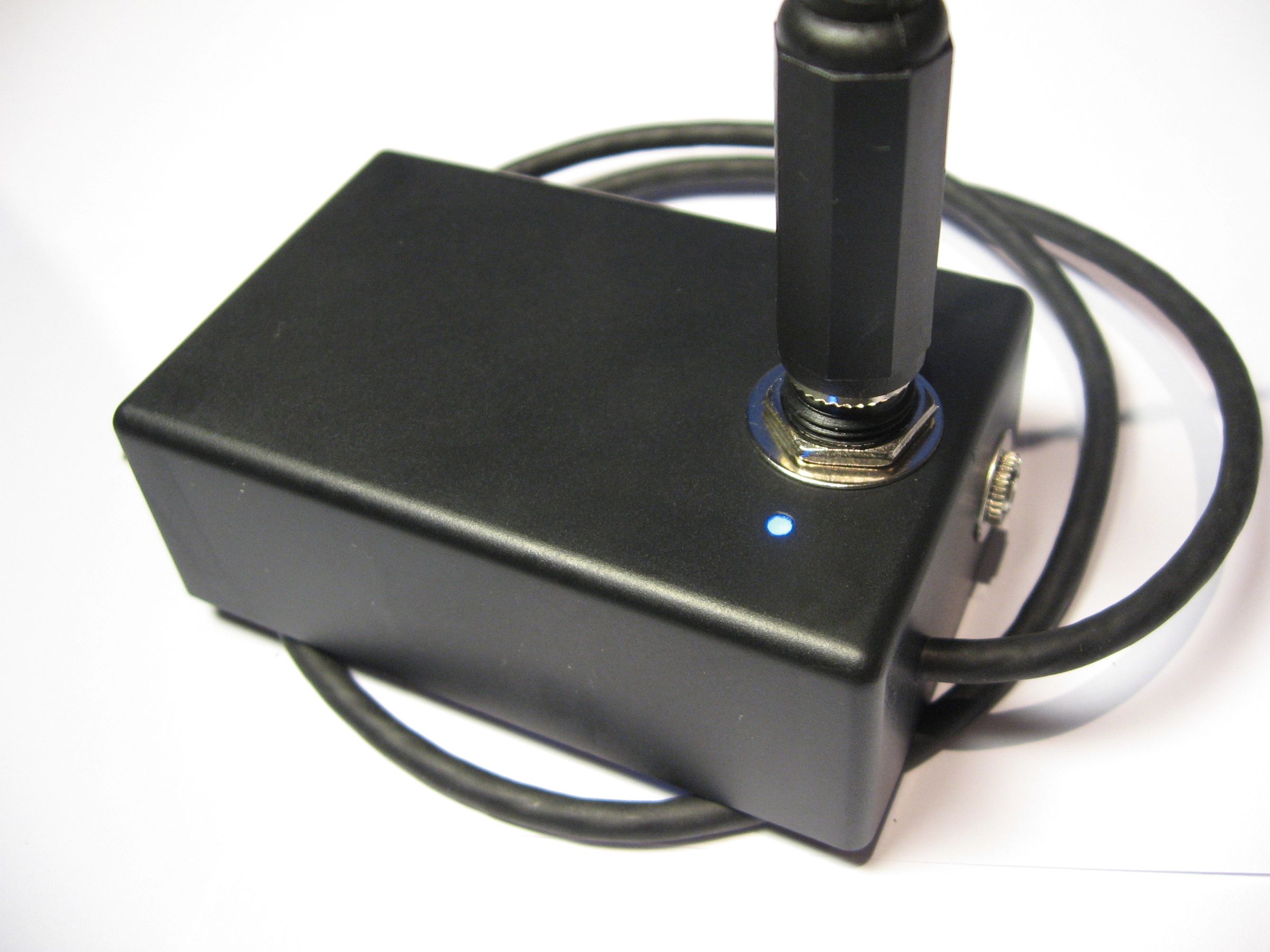 iPhone / iTouch guitar cable & buffer
