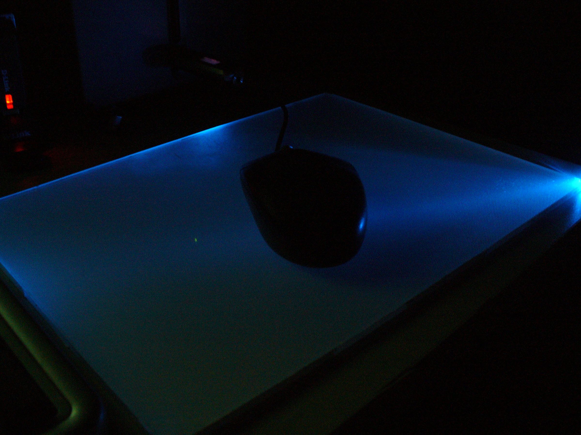 Glowing USB Mousemat
