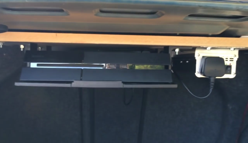 Playstation online in car