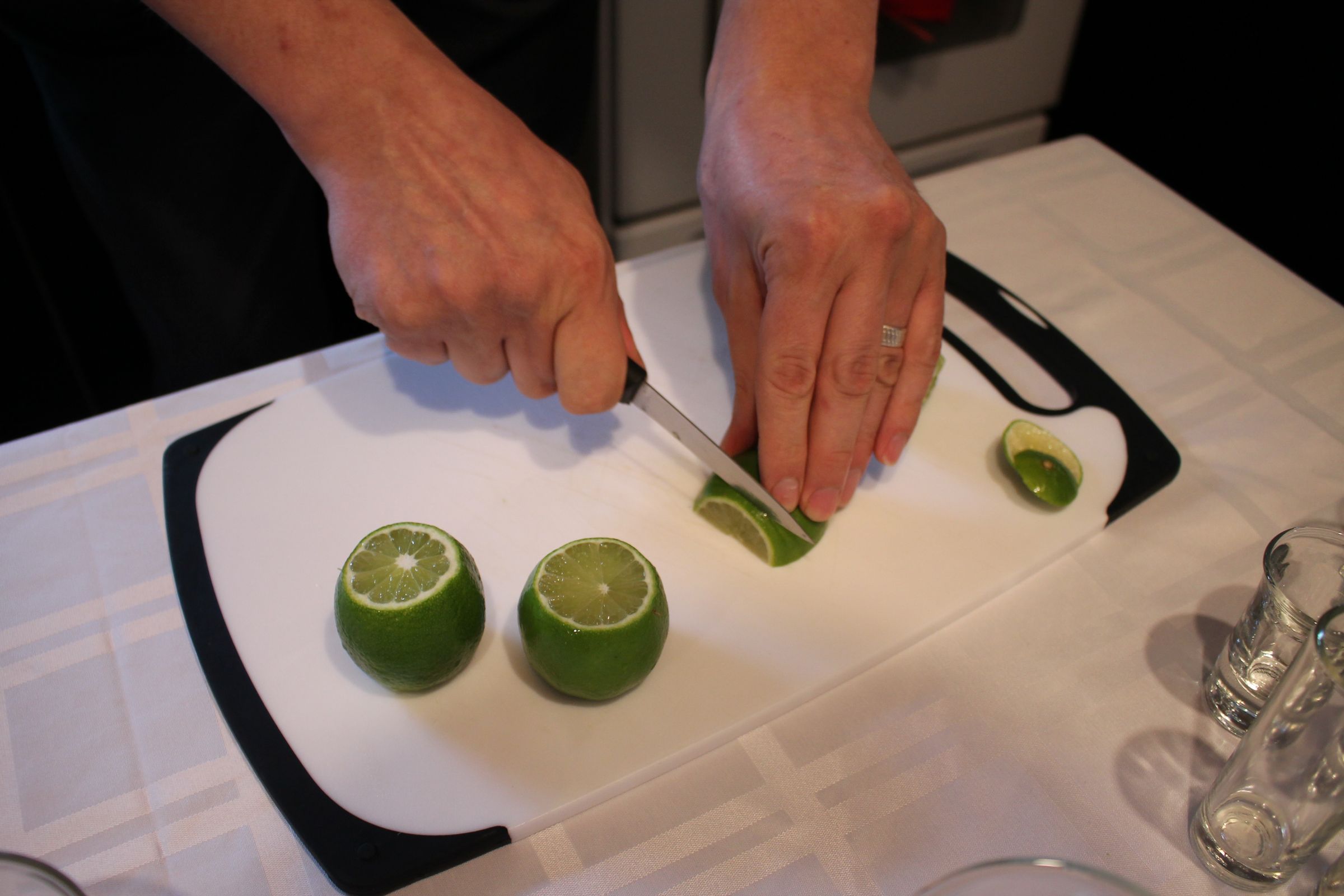 Cut Limes Like a Bartender 5 Steps (with Pictures) Instructables
