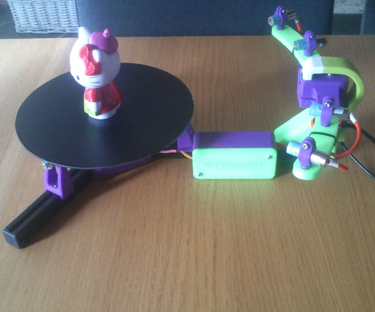 Sardauscan Sub-30$ Opensource 3d Laser Scanner
