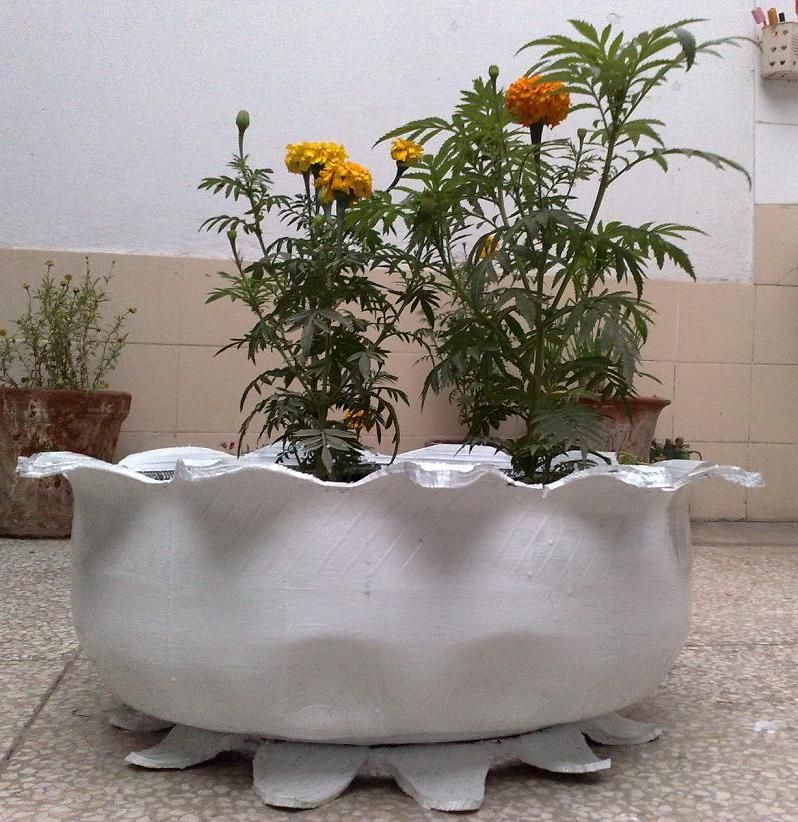 Creative Plant Pot With Car Tires
