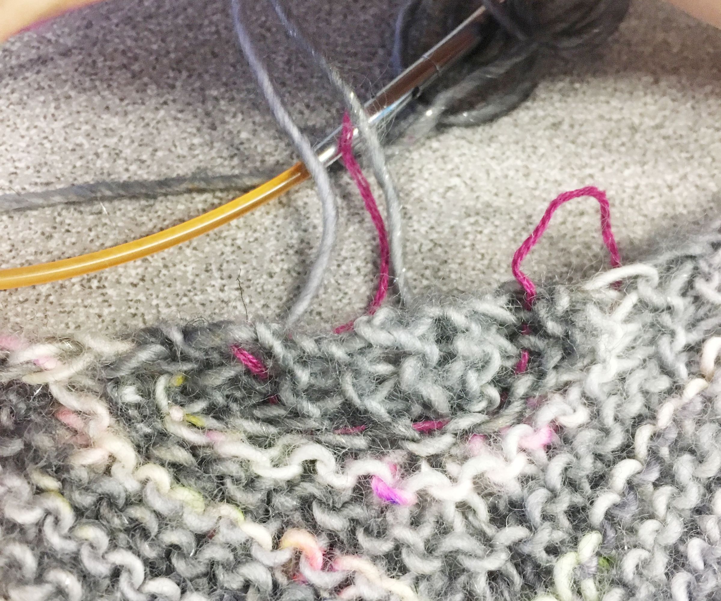 Knitting: Cast on Garter Tab Pro Tip