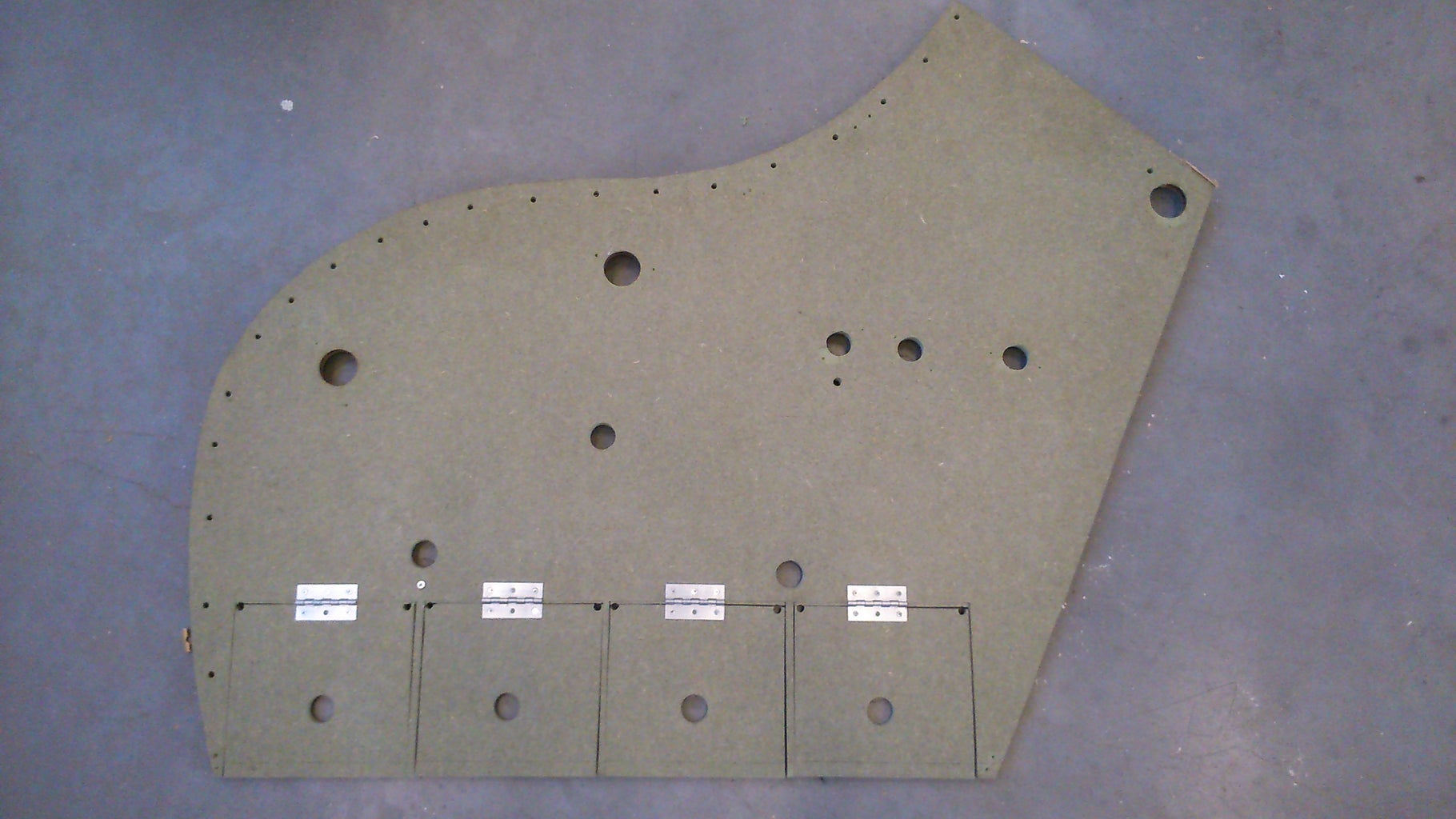 Right Body Plate (wood)