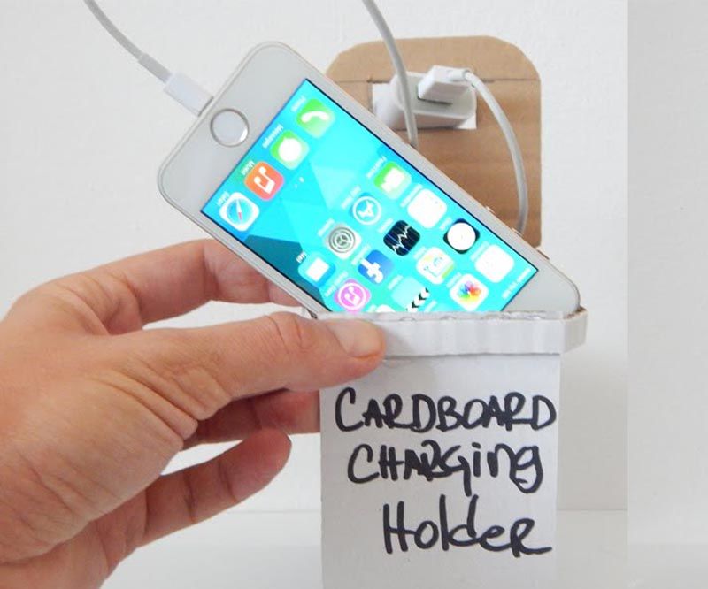 How to Make Smartphone Charging Holder From Carboard