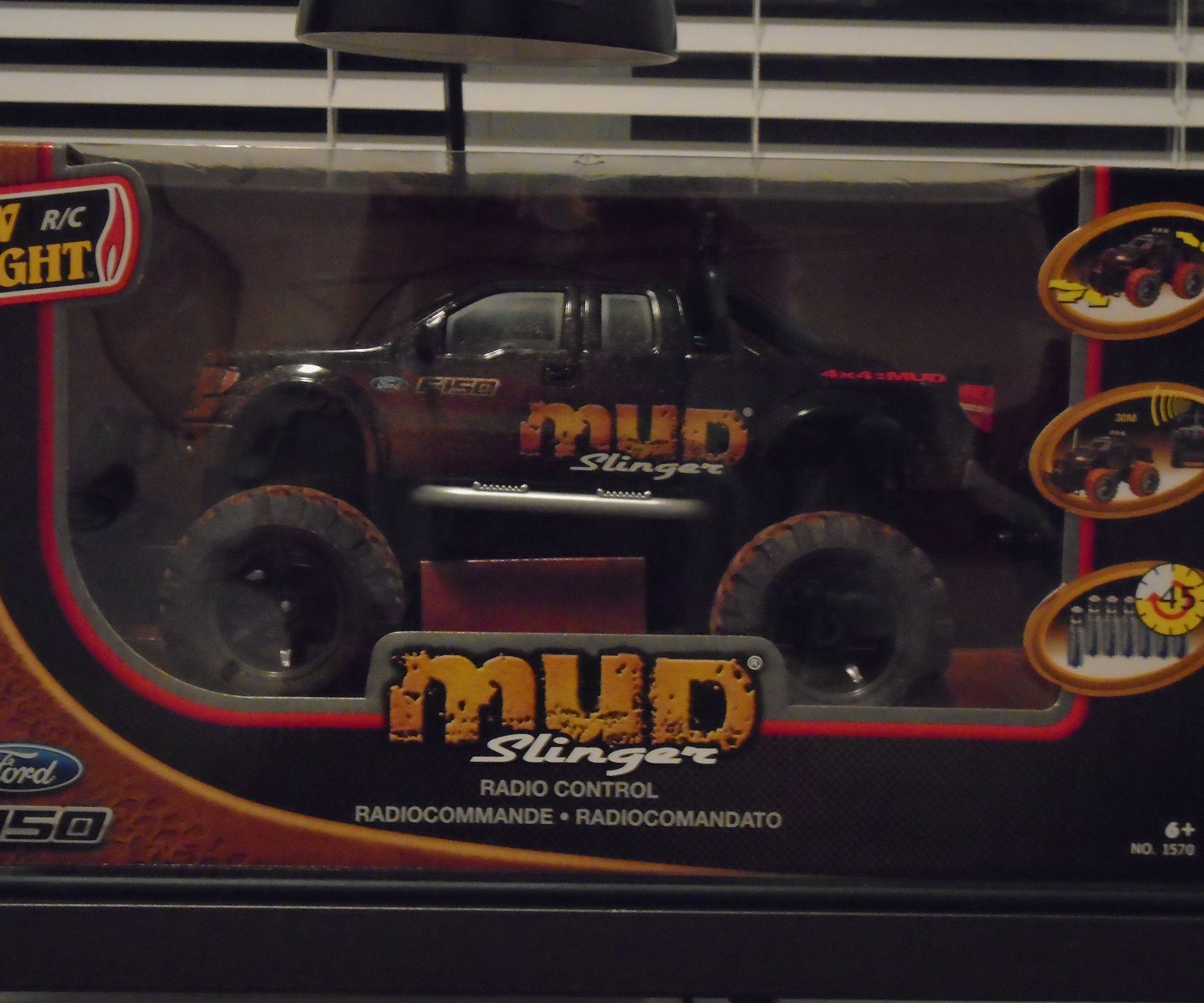 Double Wireless RC Truck (2 X Wireless Communication Remote and Bluetooth) on Arduino  