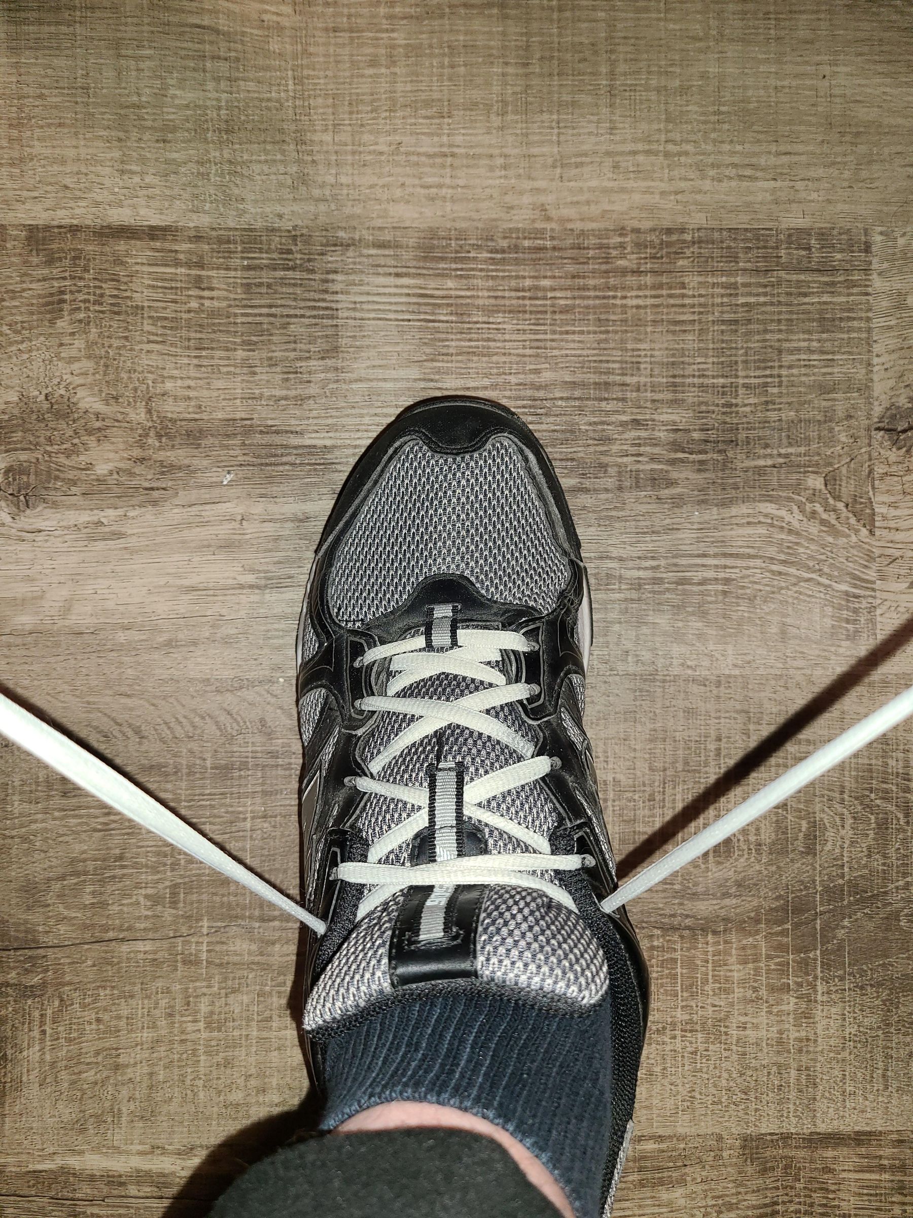 LooparoundShoeLaces 10 Steps Instructables