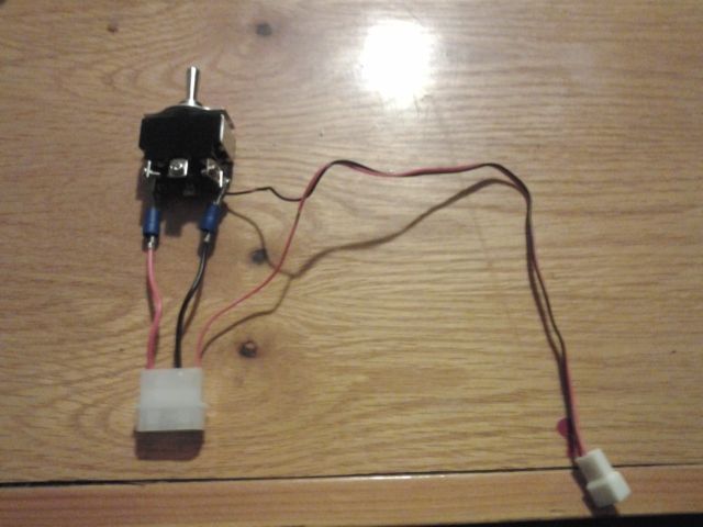 12v to 7v Molex Fan Switch