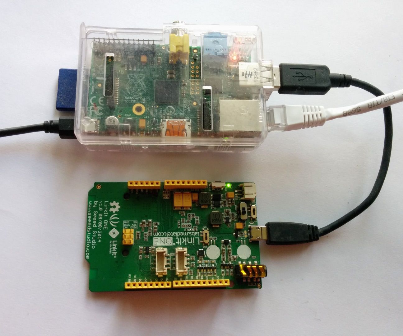 Program the Linkit One Using a Raspberry PI