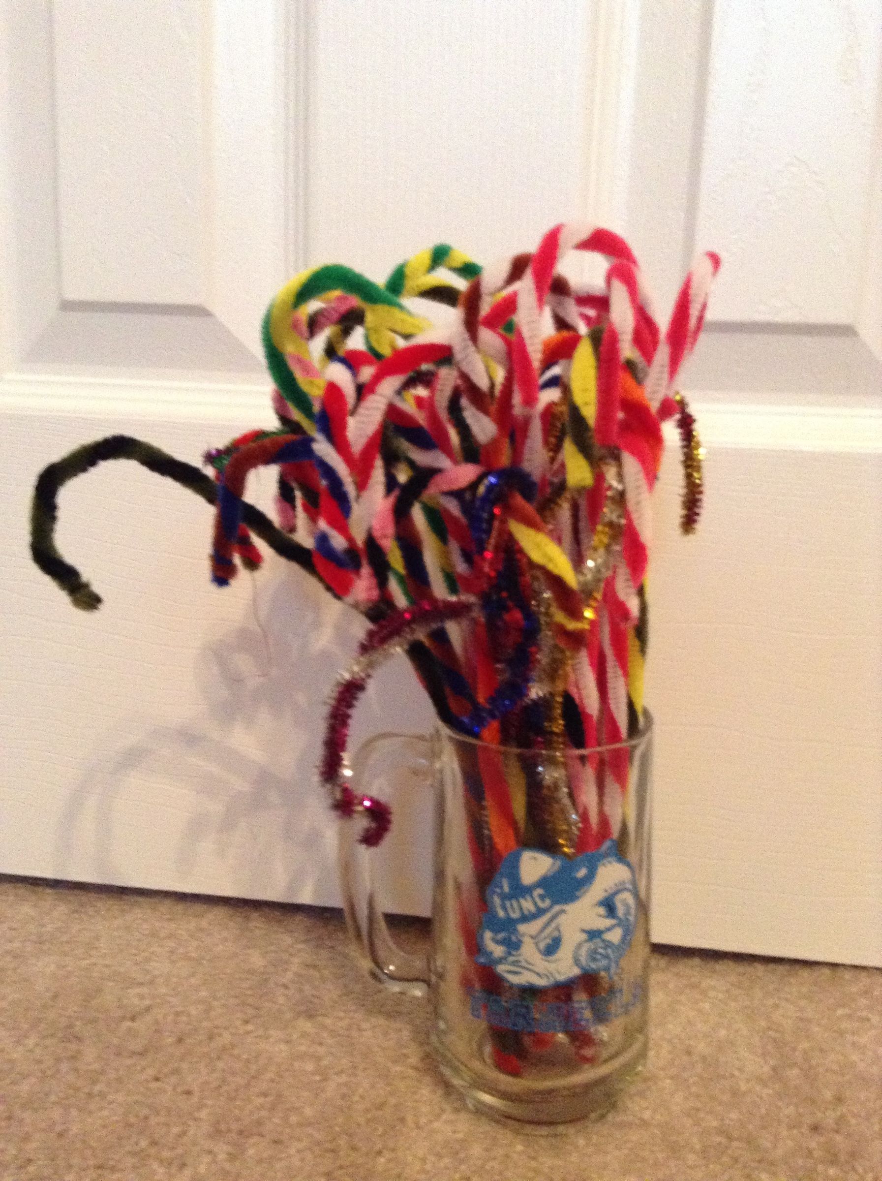 Pipe Cleaner Candy Canes 10 Steps Instructables