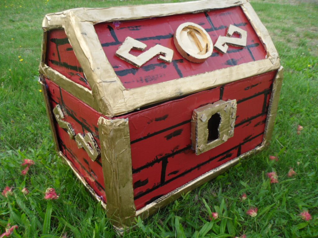 DIY Cool Treasure Chest Cardboard