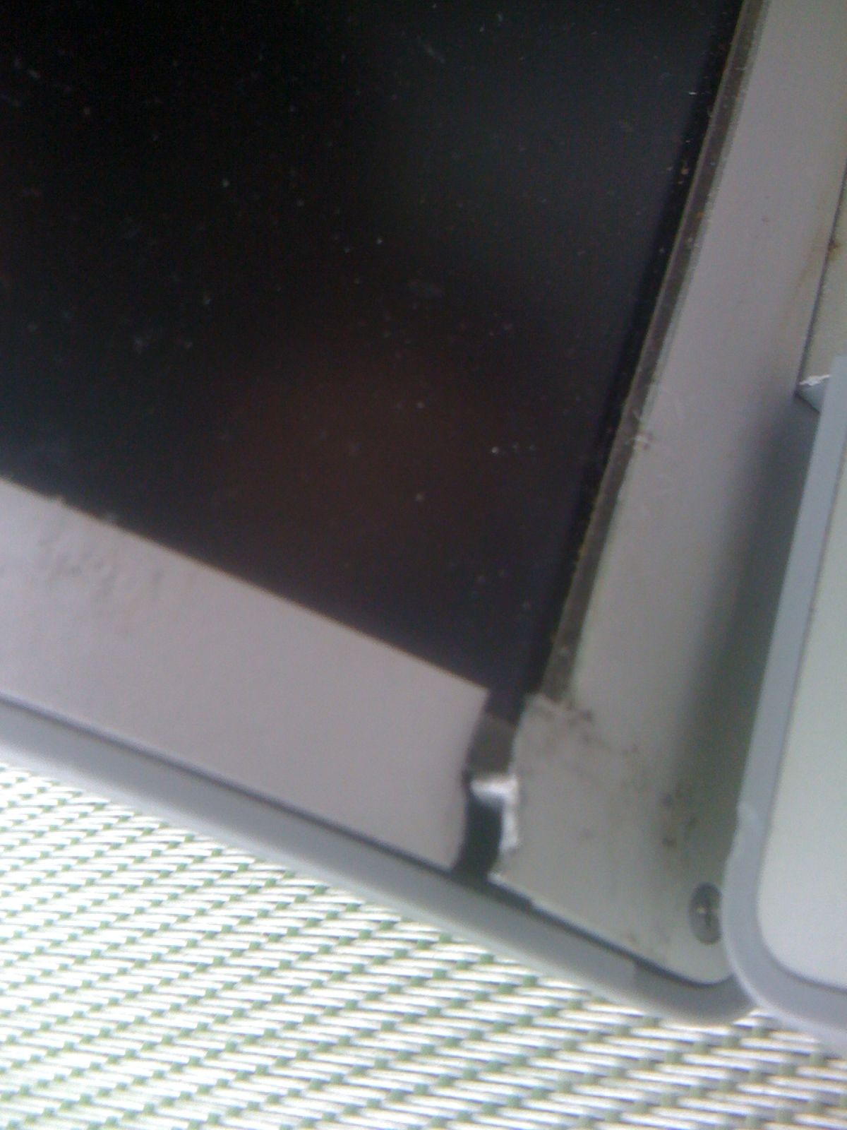 Macbook Pro hinges fix