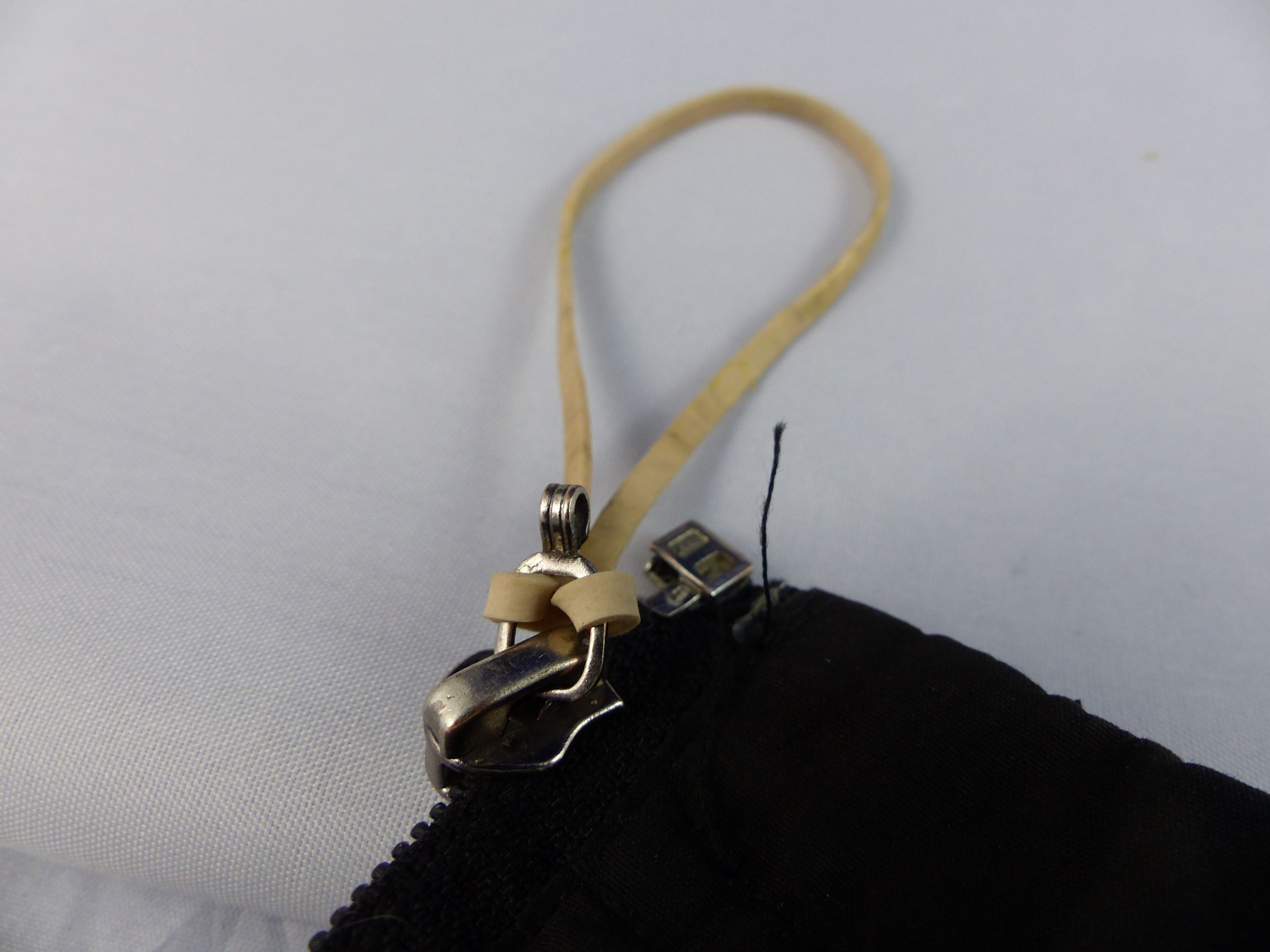 Zipper Pull Hacks 4 Steps (with Pictures) Instructables