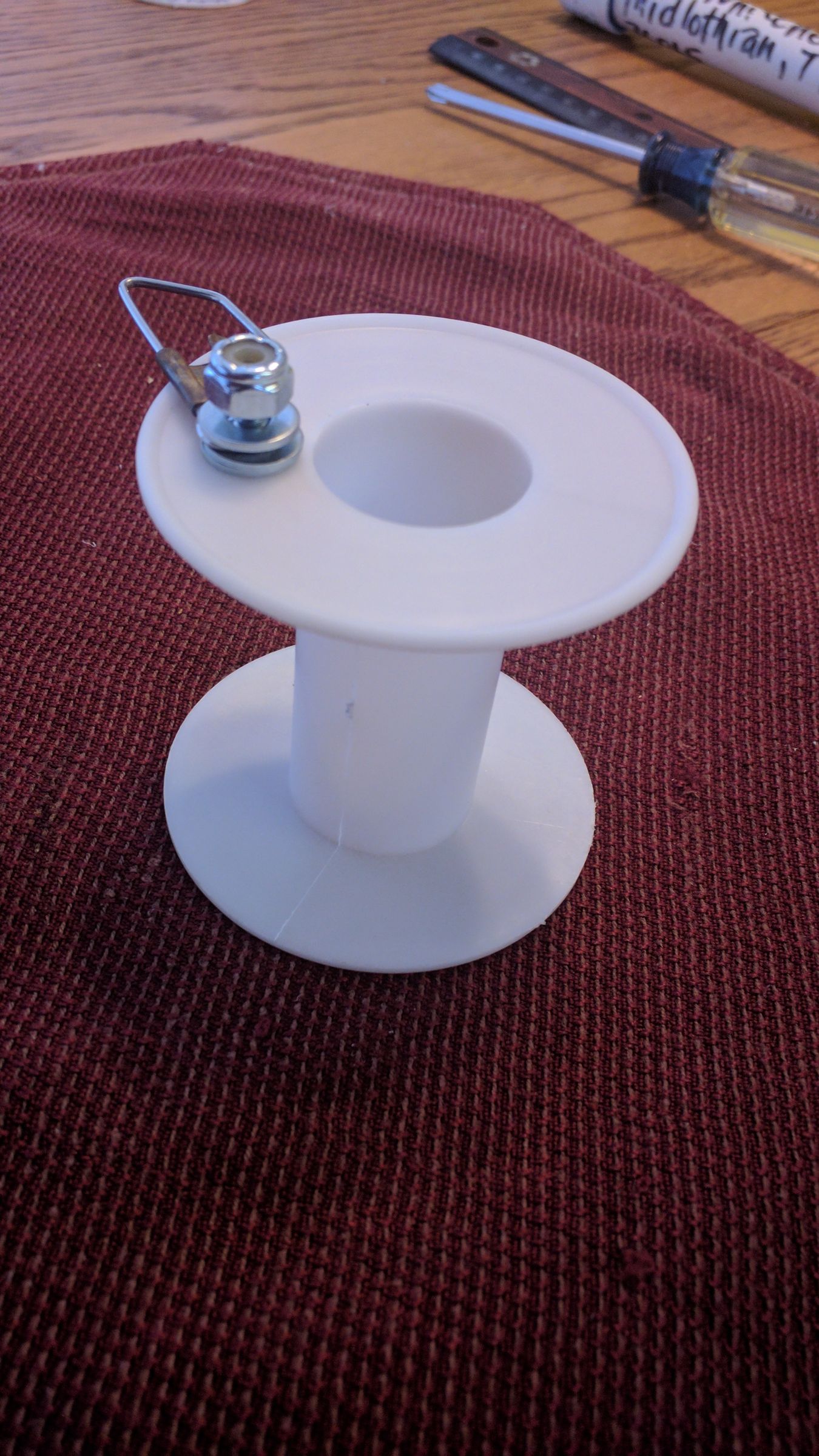 How To Make Catfish Jugs Out Of Noodles? DeKookGuide