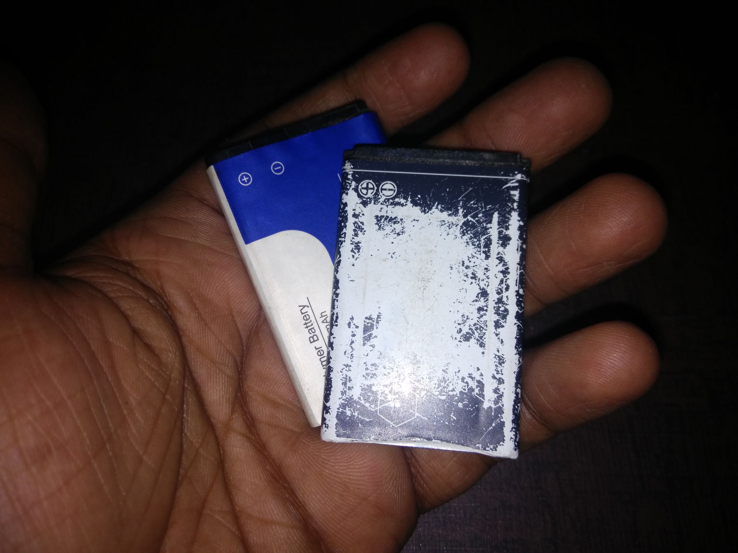 Reuse Your Mobile Battery for Powering Your Projects