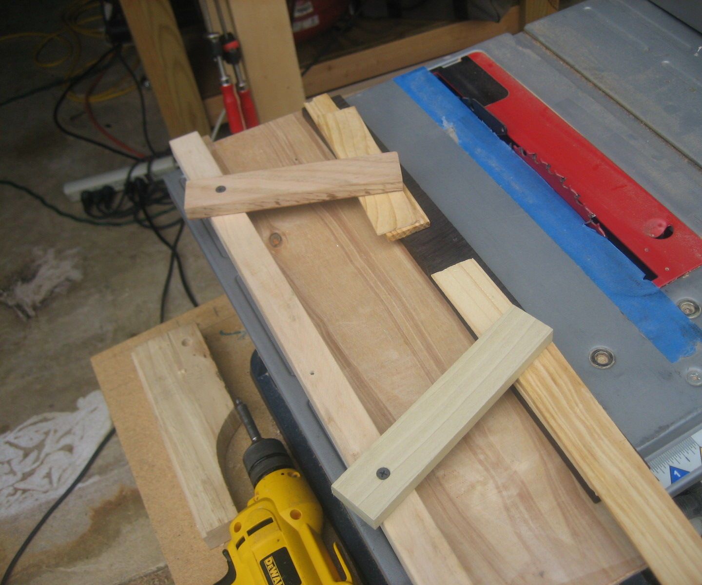 FLUSH TRIM JIG
