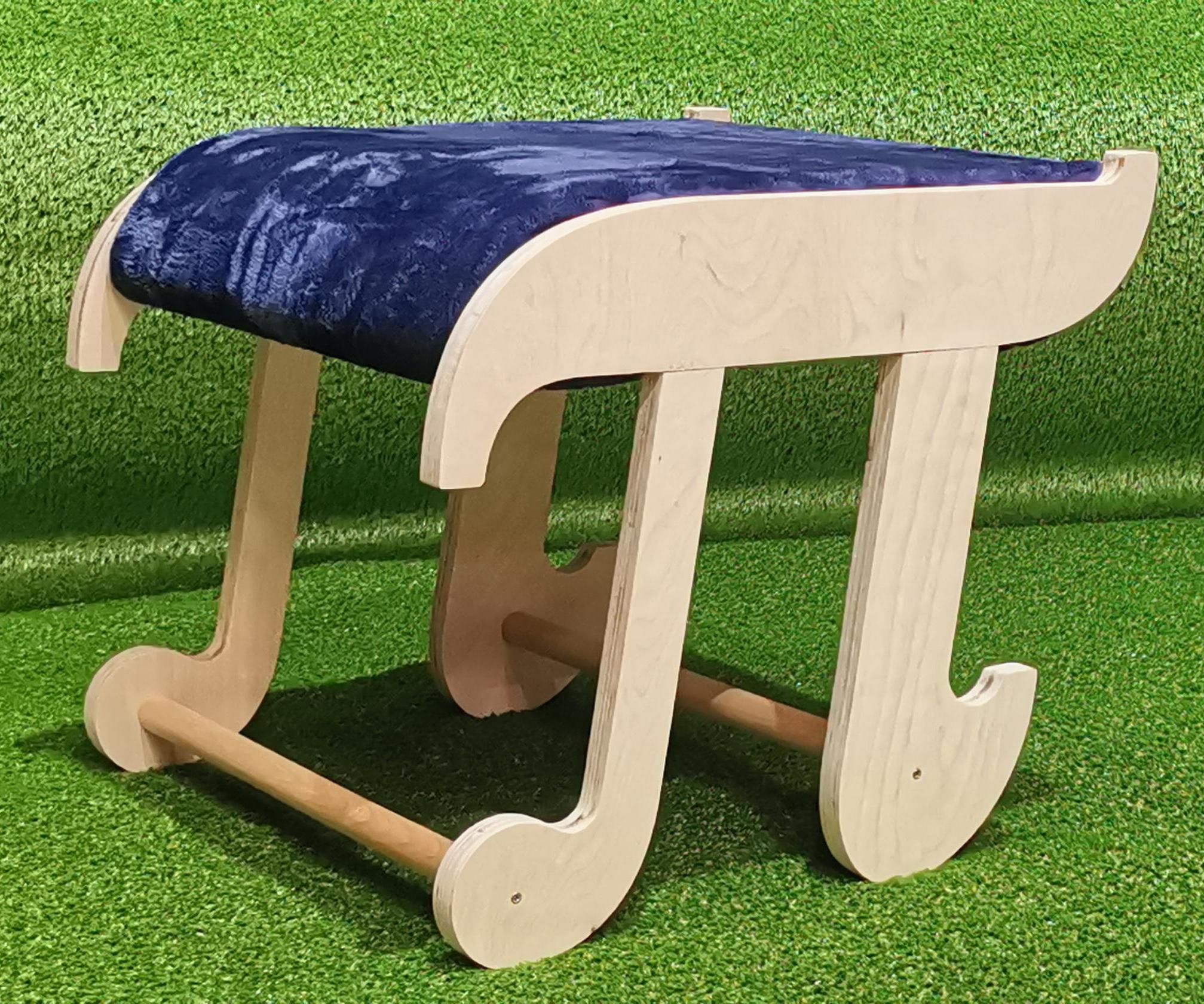 Pi-ano Bench