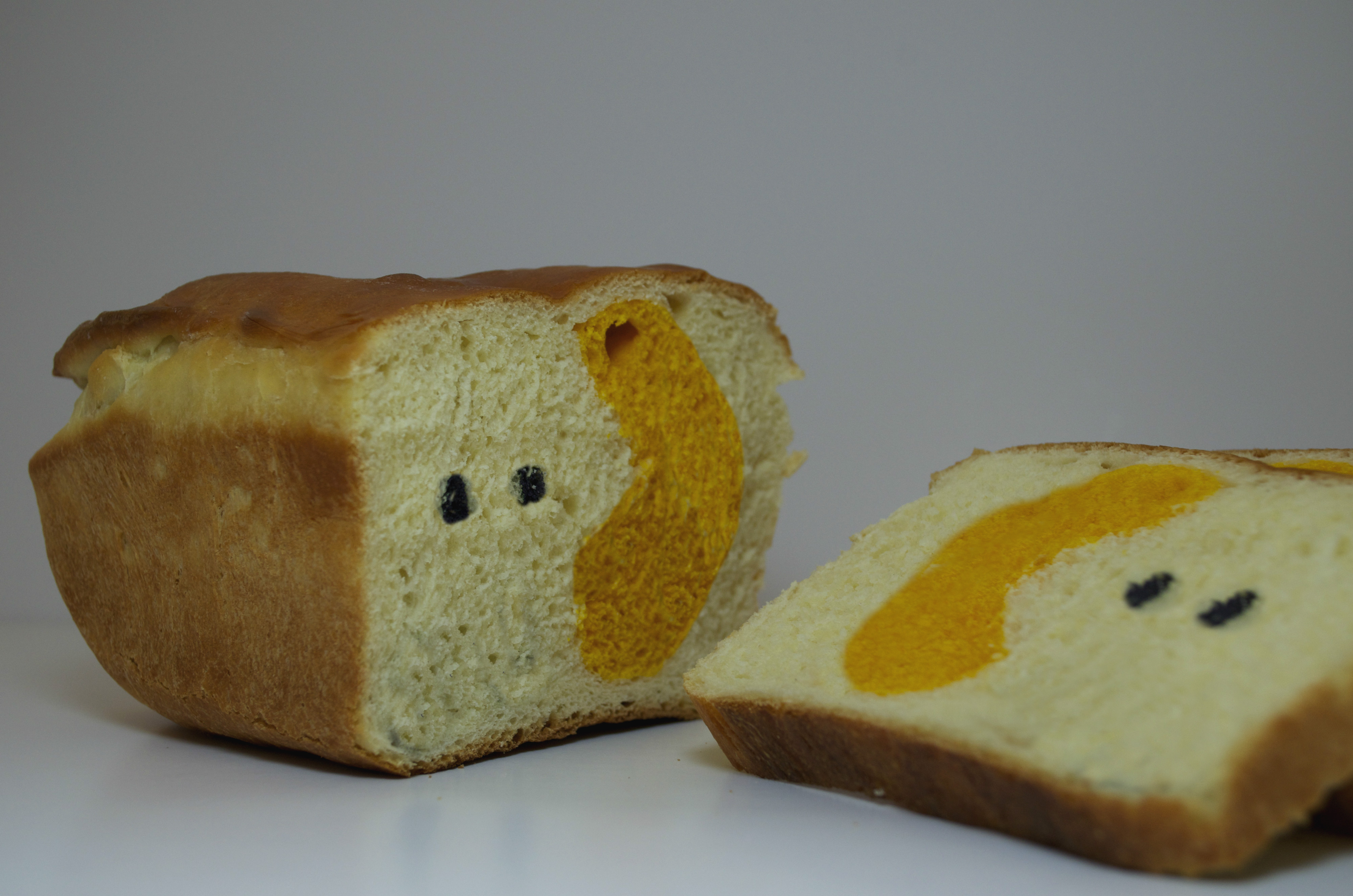 Pac-Man & "Tie Dye" Bread!