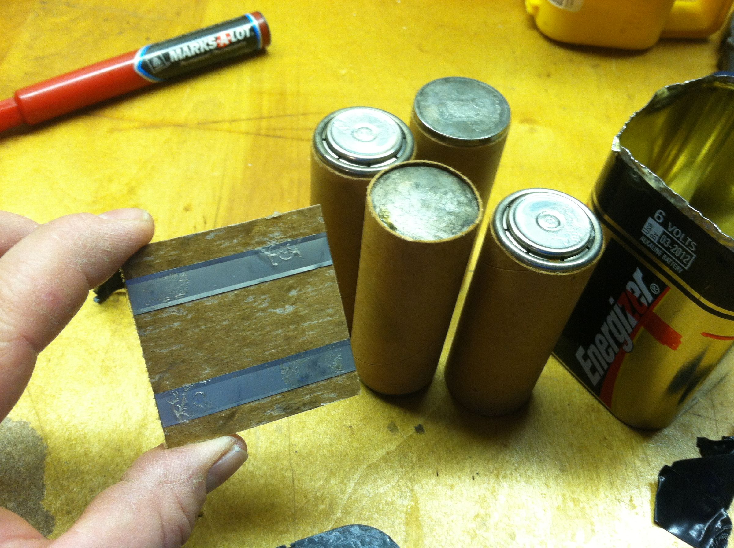 6 Volt Lantern Battery to D Cell Mod! 5 Steps Instructables