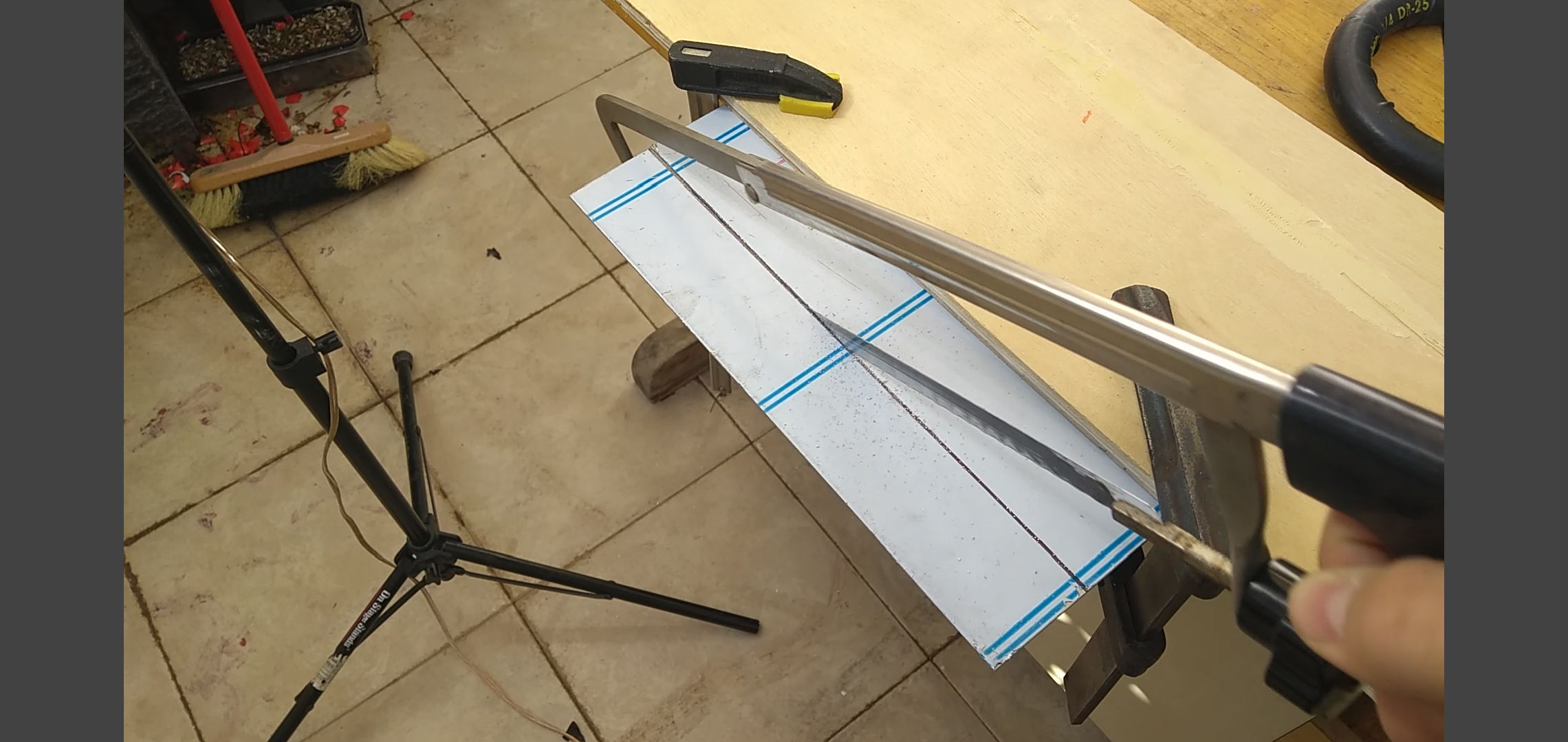 Top 10 Ways to Cut Metal Without an Angle Grinder! 11 Steps (with