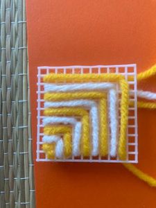 The Leaf Pattern With White Yarn - Step 2