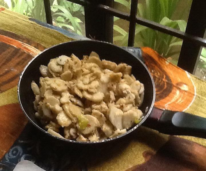 Arvi Kay Chanday AKA Taro Masala ( Pakistani or Indian Dish ) 