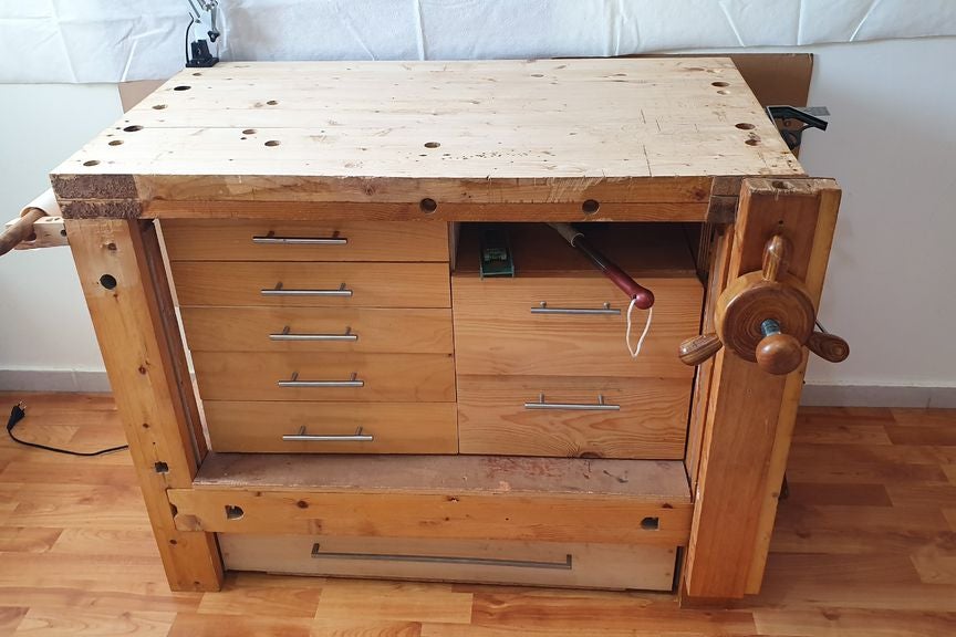 Diy Portable Workbench Knock Down Design With A Leg Vise And