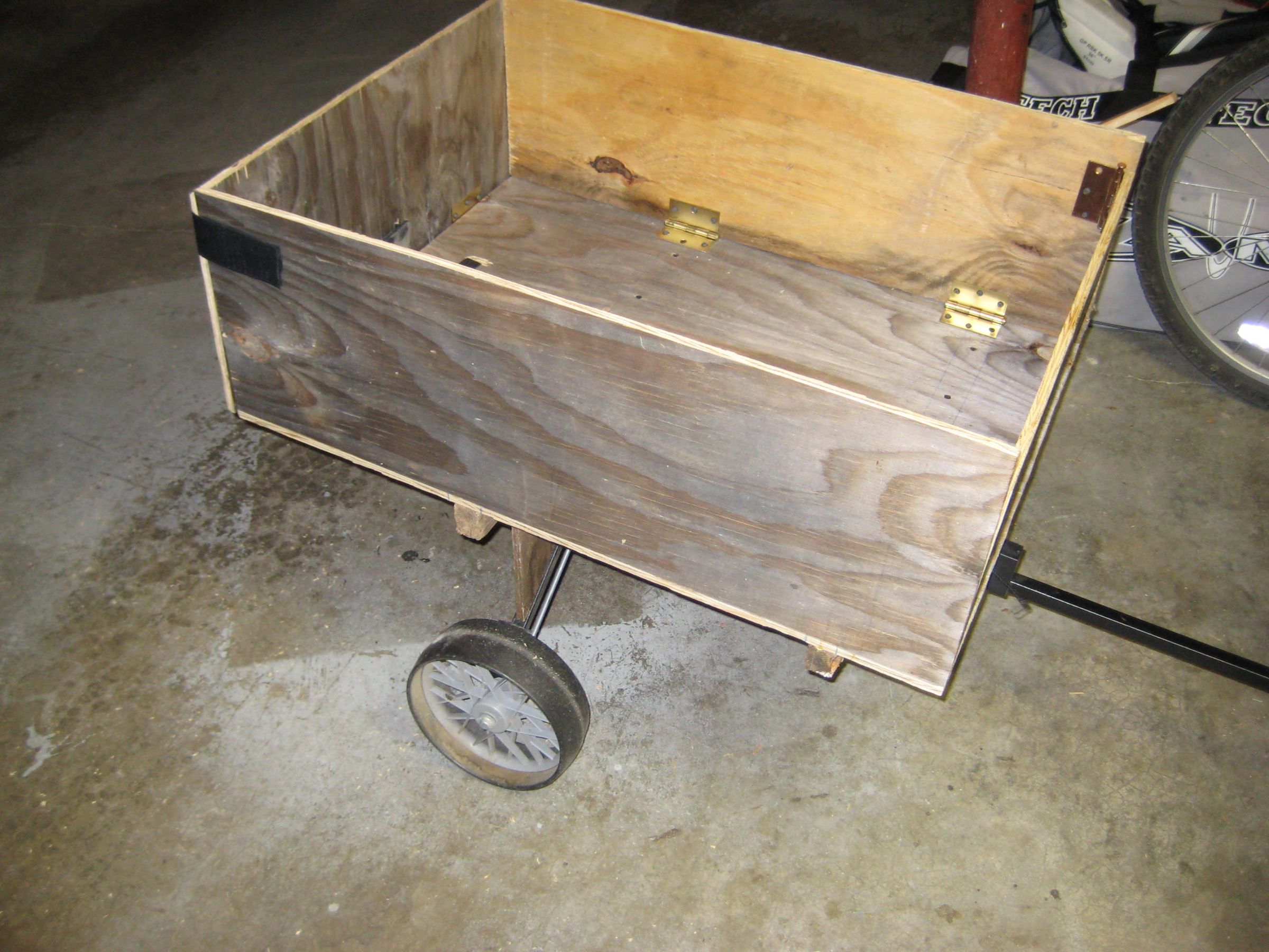 Yard Cart (Wagon) for Hand or Tractor Use From Golf Cart.