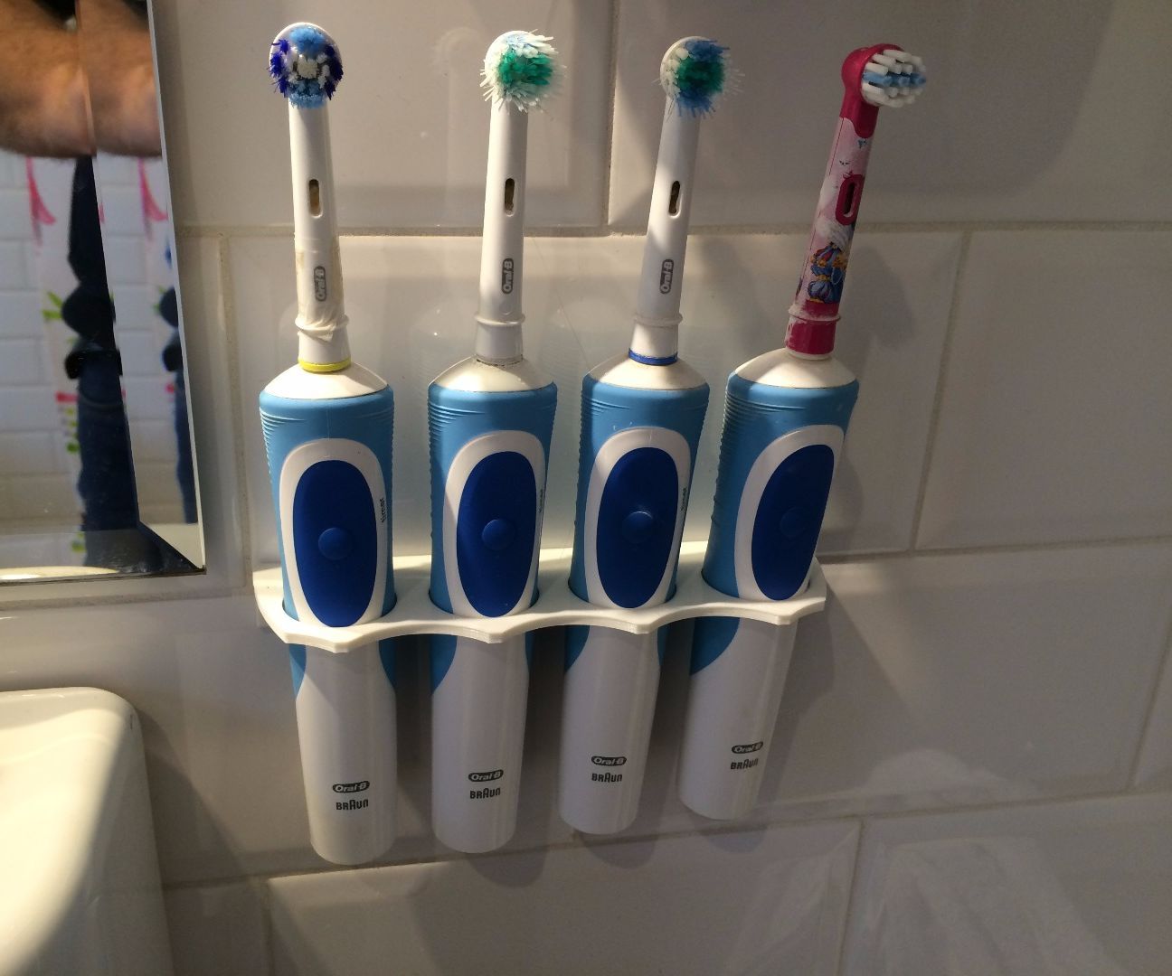 Electric Tooth Brush Organiser